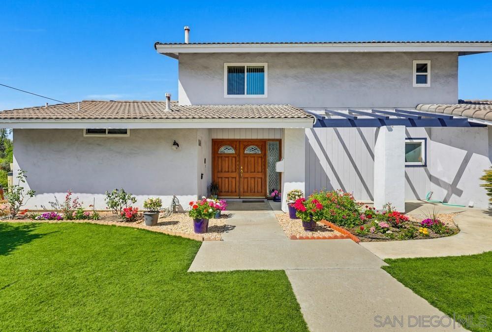 Detail Gallery Image 4 of 57 For 7228  Wembley, San Diego,  CA 92120 - 4 Beds | 2 Baths