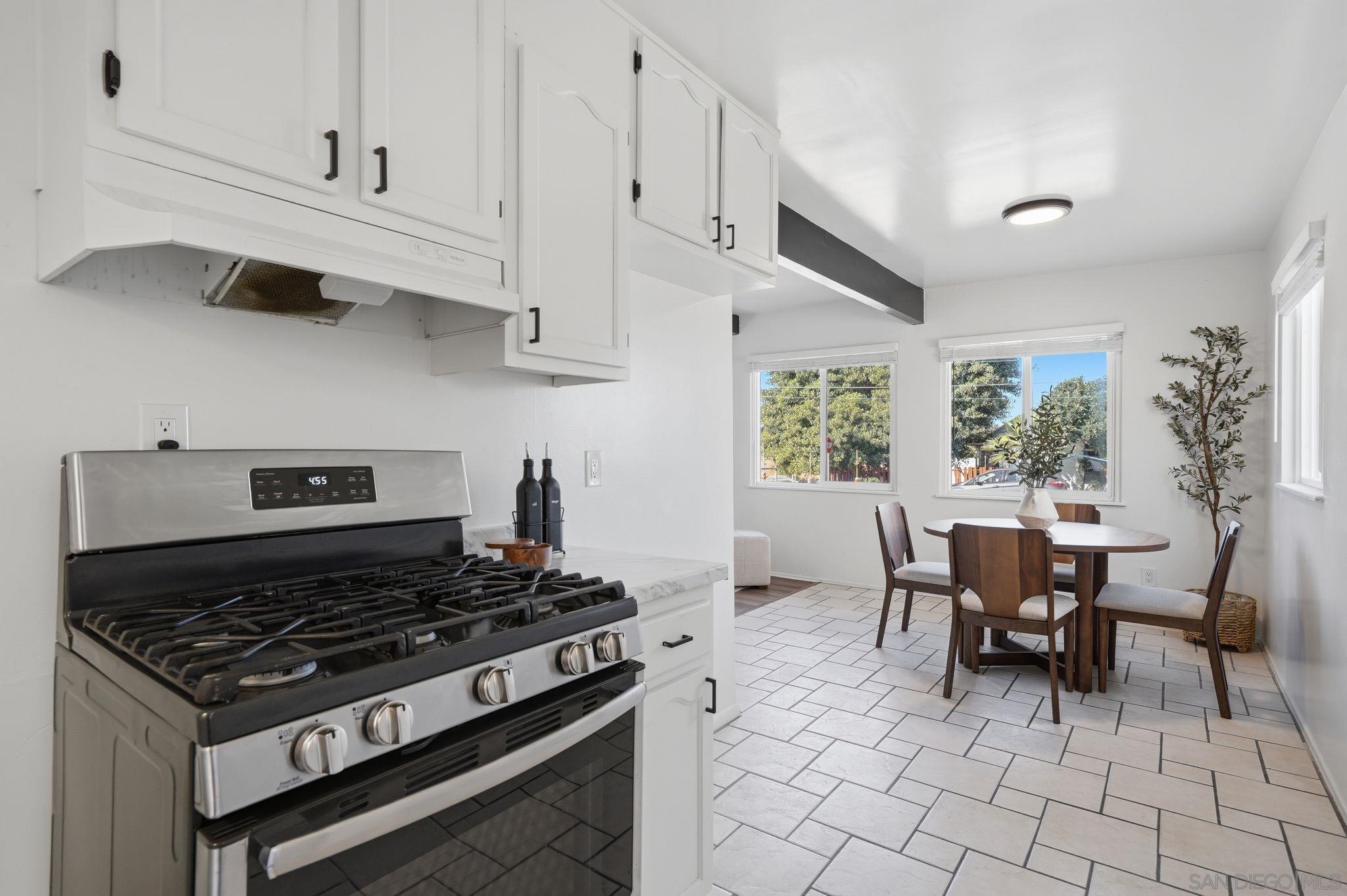 Detail Gallery Image 11 of 46 For 2805-7 N 46th St, San Diego,  CA 92105 - – Beds | – Baths