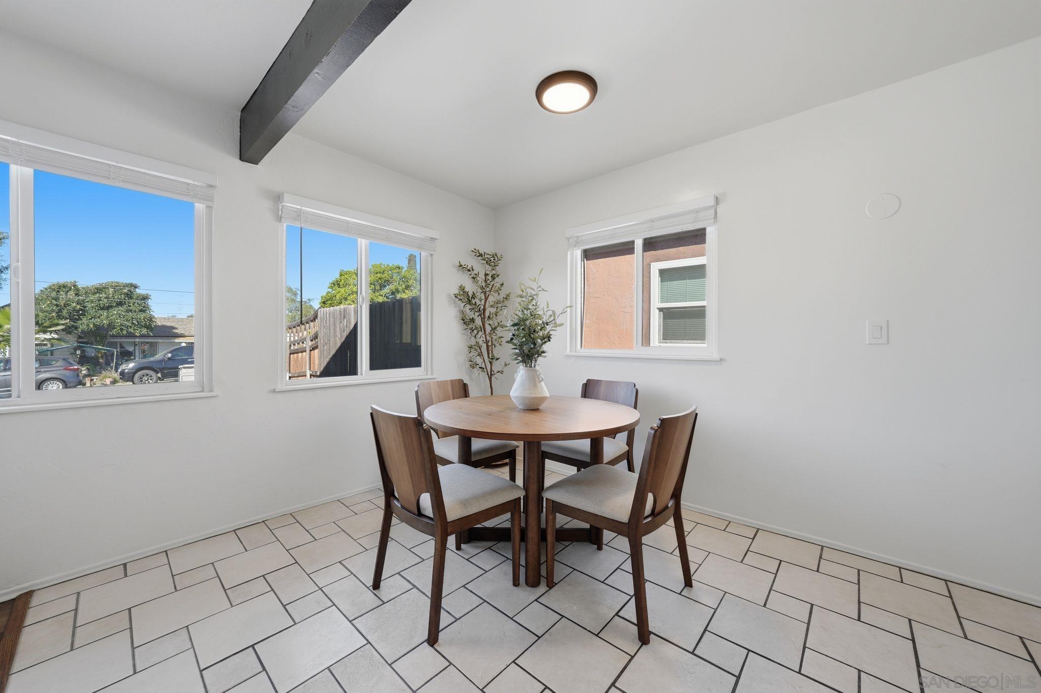 Detail Gallery Image 7 of 46 For 2805-7 N 46th St, San Diego,  CA 92105 - – Beds | – Baths