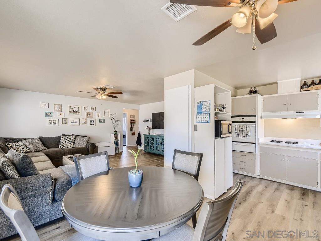 Detail Gallery Image 2 of 16 For 13147  Shenandoah Dr, Lakeside,  CA 92040 - 4 Beds | 2 Baths