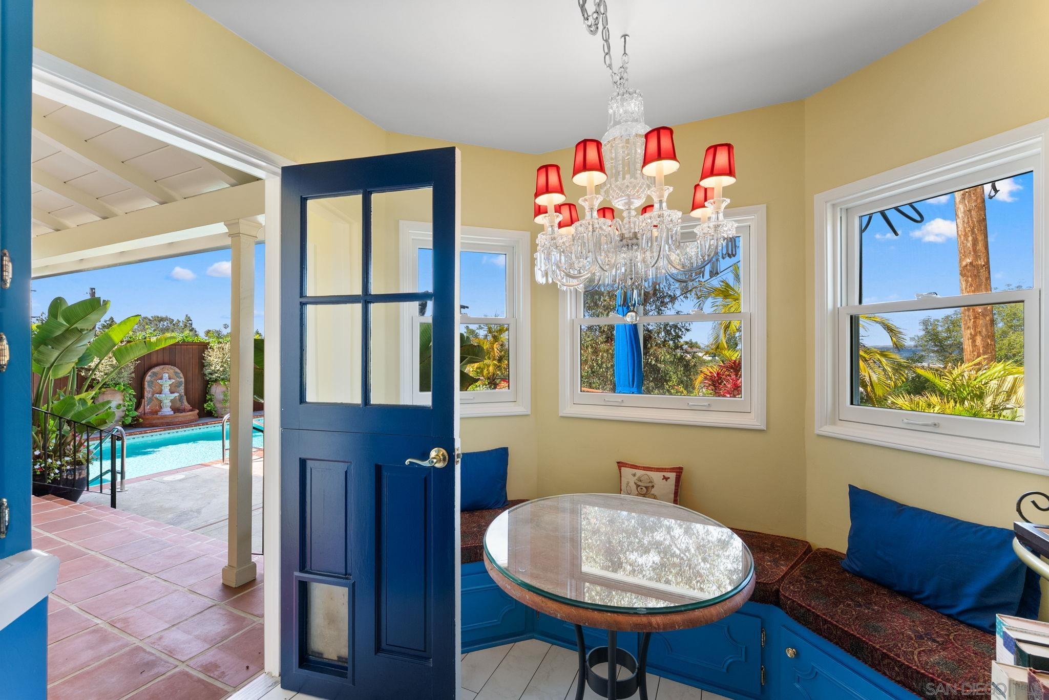 Detail Gallery Image 16 of 43 For 4314  Middlesex Drive, San Diego,  CA 92116 - 6 Beds | 3 Baths