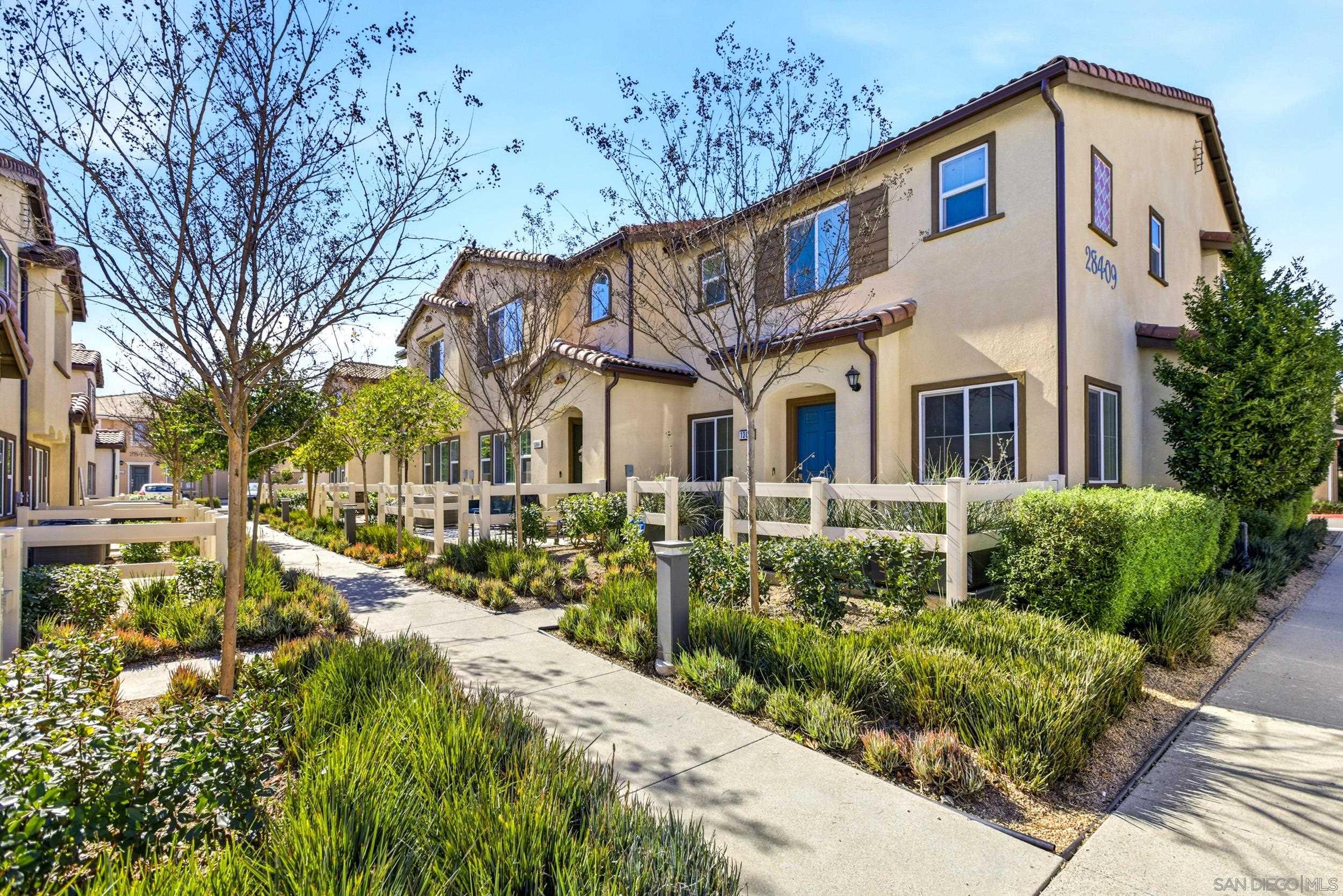 Front Image Thumbnail for SD260005612