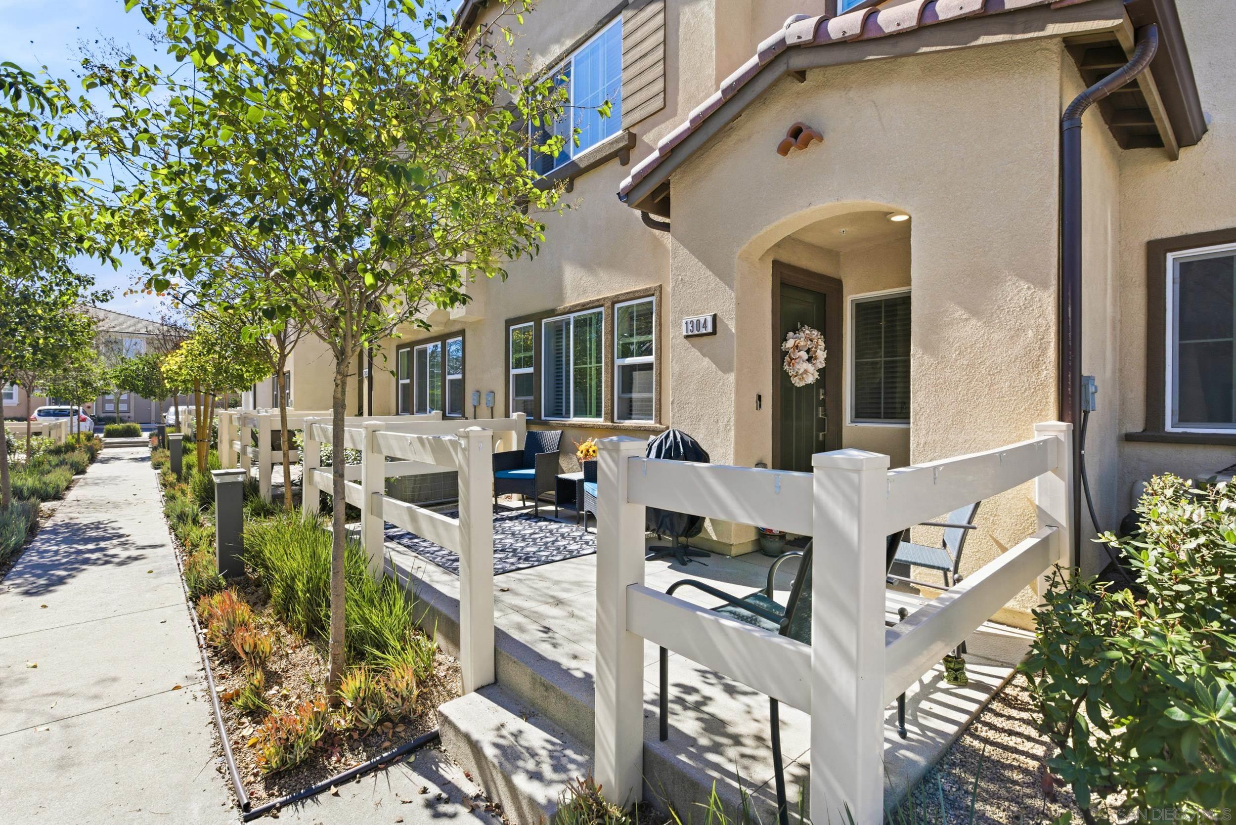 Detail Gallery Image 2 of 42 For 28409  Oriole Way  #1304,  Murrieta,  CA 92563 - 3 Beds | 2/1 Baths