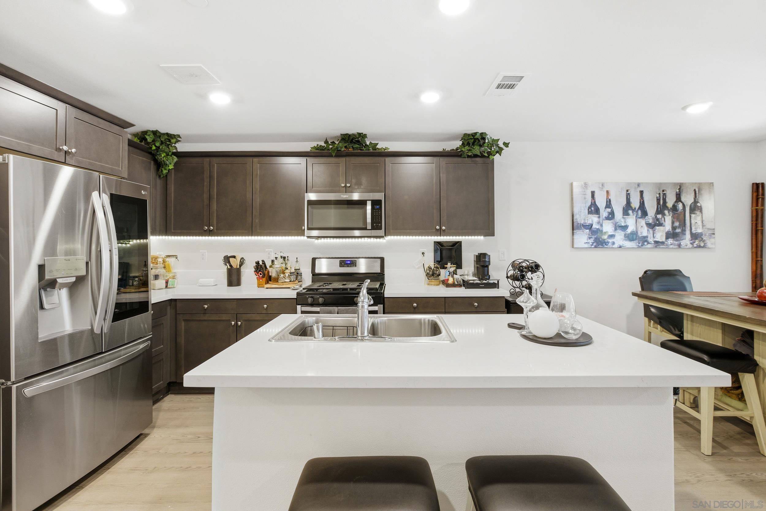 Detail Gallery Image 11 of 42 For 28409  Oriole Way  #1304,  Murrieta,  CA 92563 - 3 Beds | 2/1 Baths