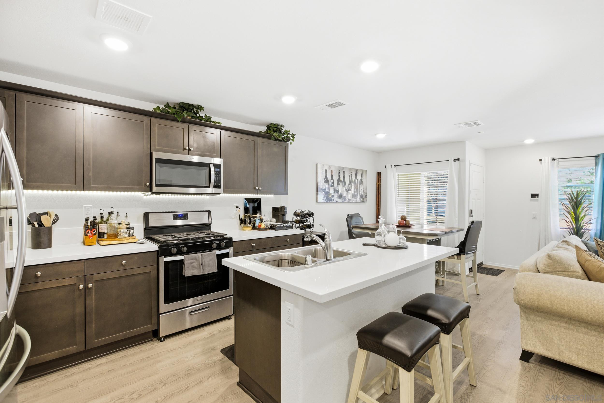 Detail Gallery Image 12 of 42 For 28409  Oriole Way  #1304,  Murrieta,  CA 92563 - 3 Beds | 2/1 Baths