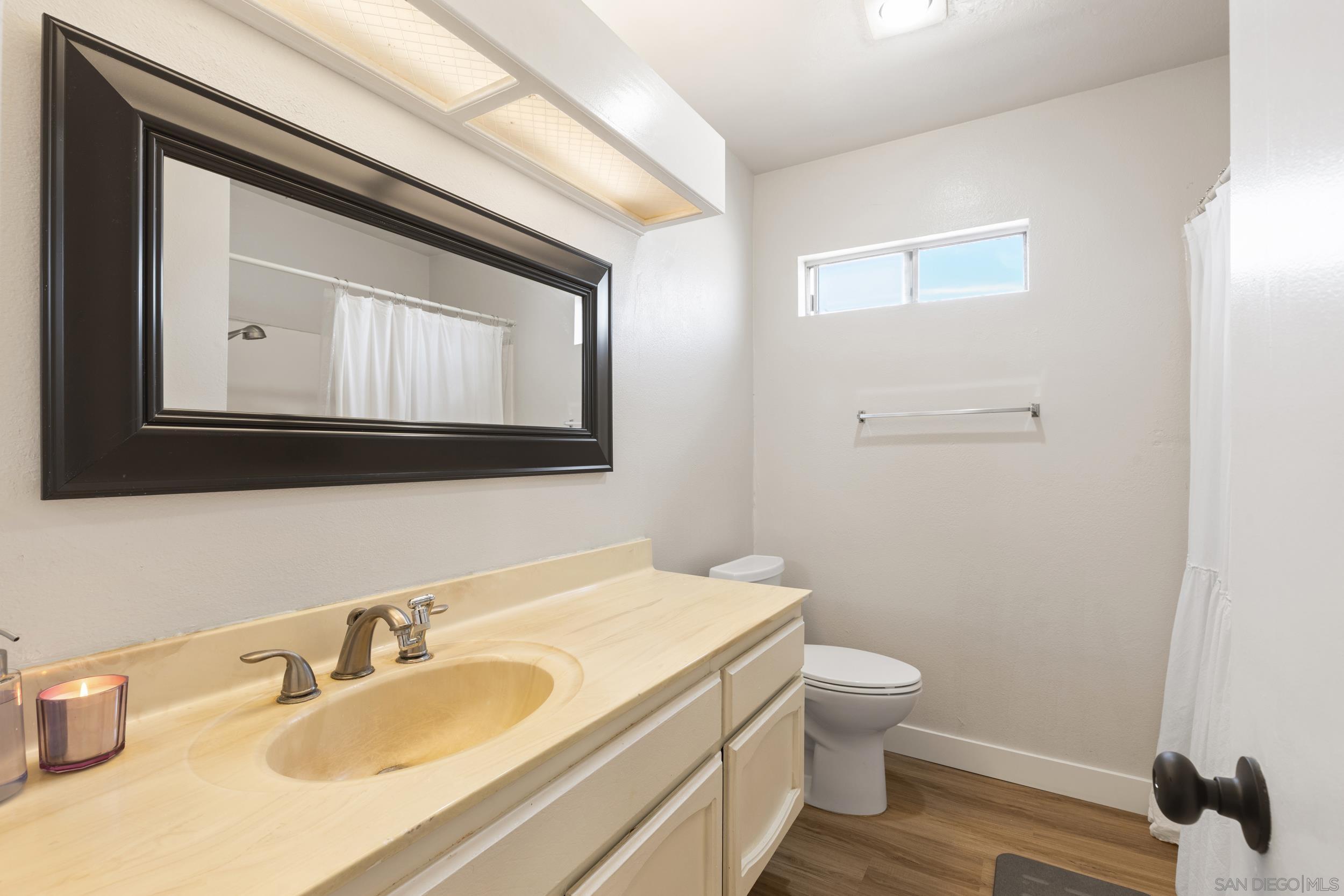 Detail Gallery Image 11 of 23 For 768 N Mollison Ave  #C,  El Cajon,  CA 92021 - 2 Beds | 1/1 Baths