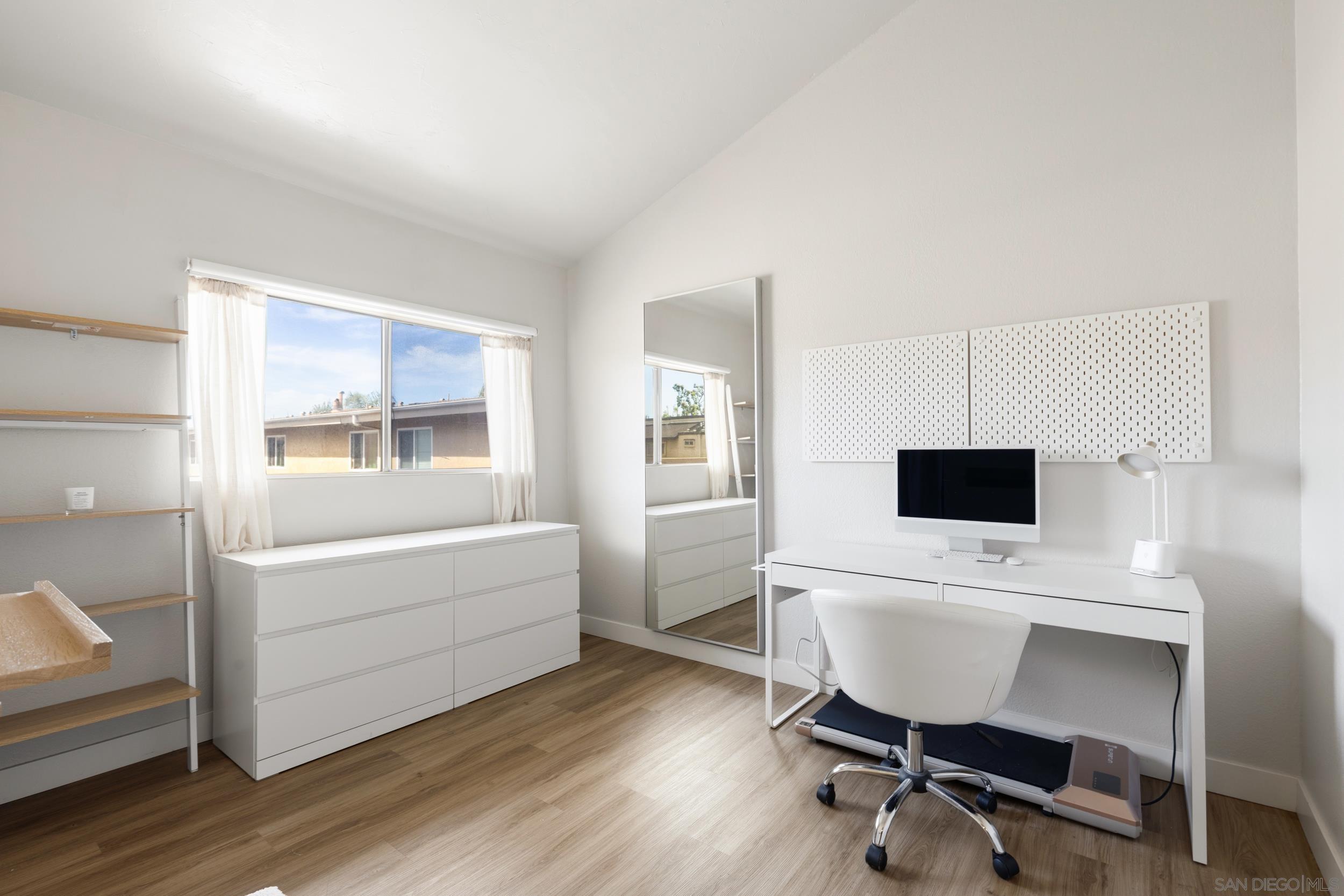 Detail Gallery Image 12 of 23 For 768 N Mollison Ave  #C,  El Cajon,  CA 92021 - 2 Beds | 1/1 Baths