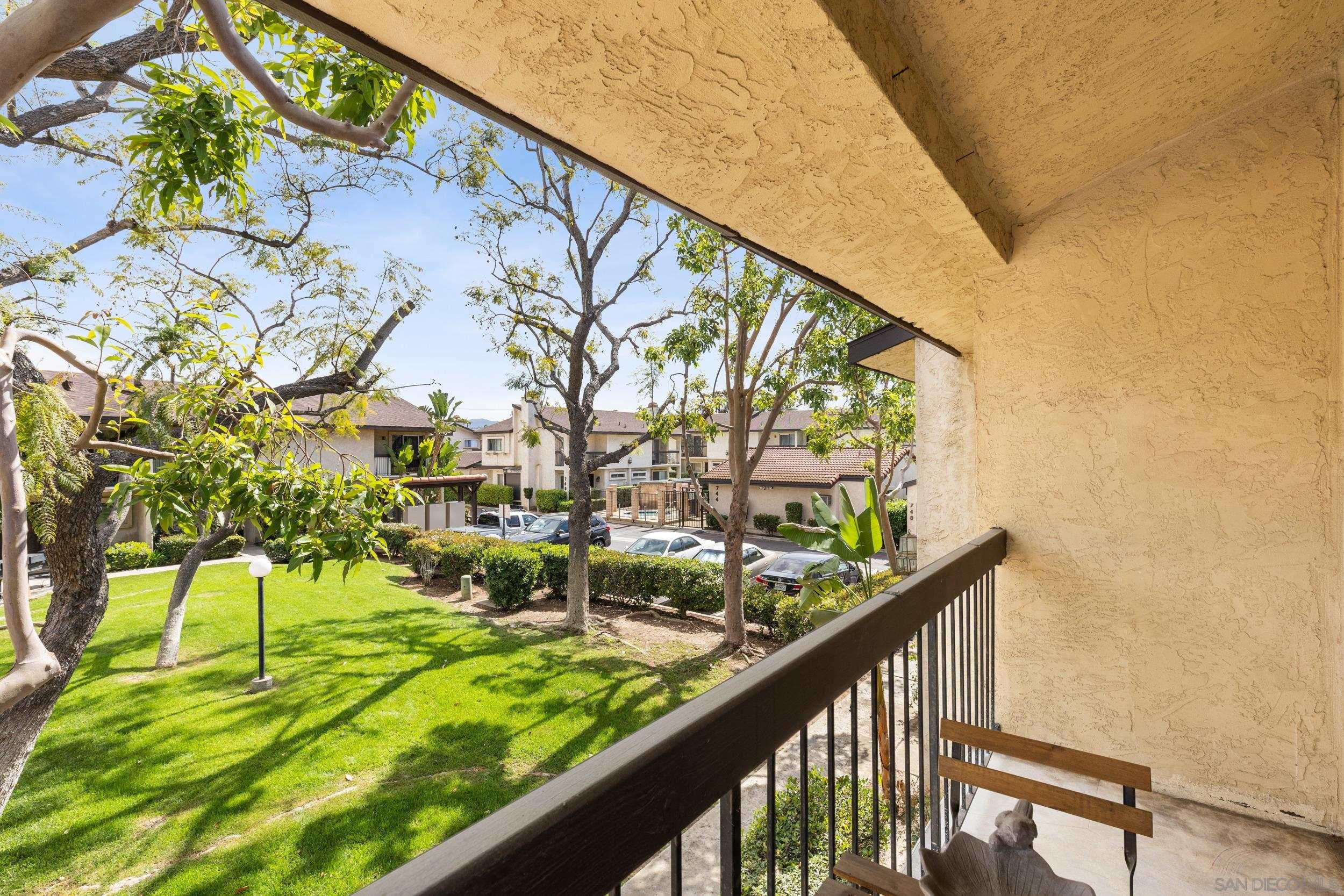 Detail Gallery Image 17 of 23 For 768 N Mollison Ave  #C,  El Cajon,  CA 92021 - 2 Beds | 1/1 Baths