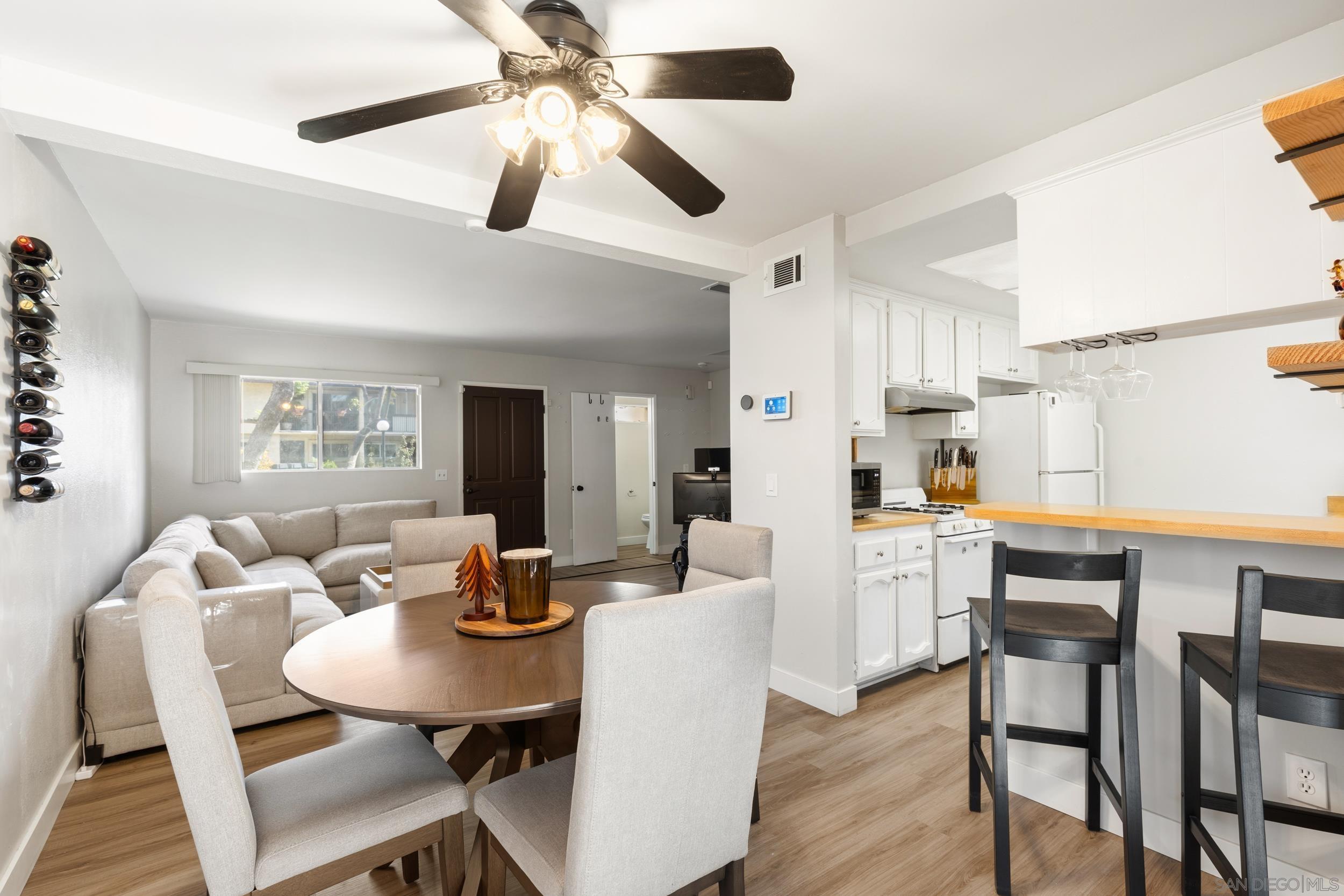 Detail Gallery Image 7 of 23 For 768 N Mollison Ave  #C,  El Cajon,  CA 92021 - 2 Beds | 1/1 Baths