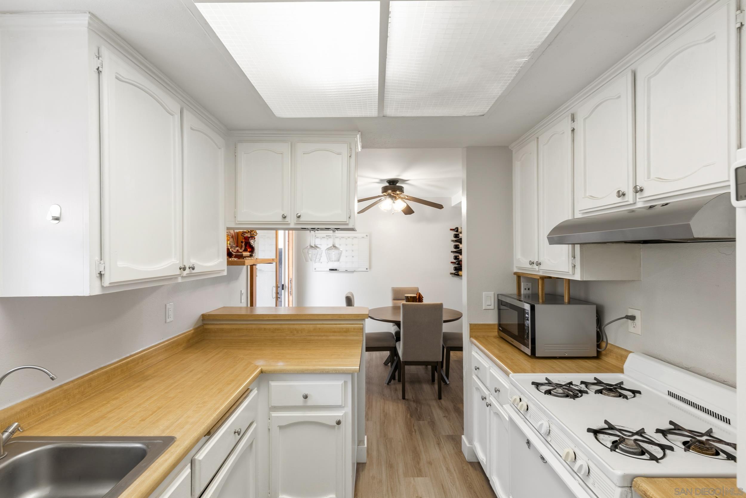 Detail Gallery Image 10 of 23 For 768 N Mollison Ave  #C,  El Cajon,  CA 92021 - 2 Beds | 1/1 Baths