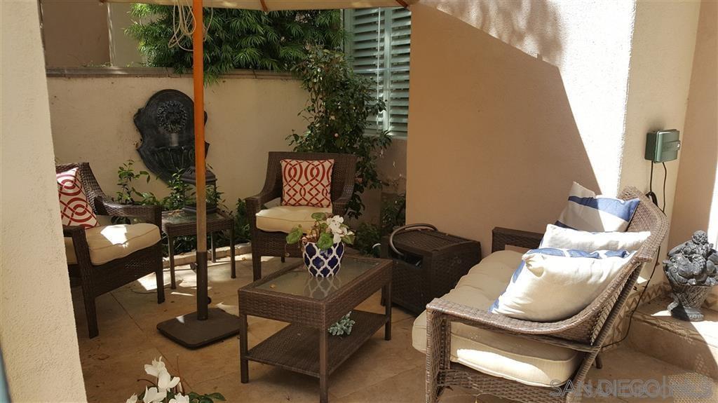 Detail Gallery Image 7 of 7 For 5157  Renaissance Ave  a, San Diego,  CA 92122 - 3 Beds | 2/1 Baths