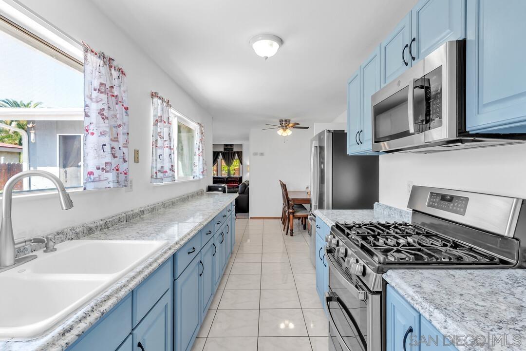 Detail Gallery Image 13 of 35 For 3734  Aqua Park Ct, San Diego,  CA 92154 - 3 Beds | 2 Baths