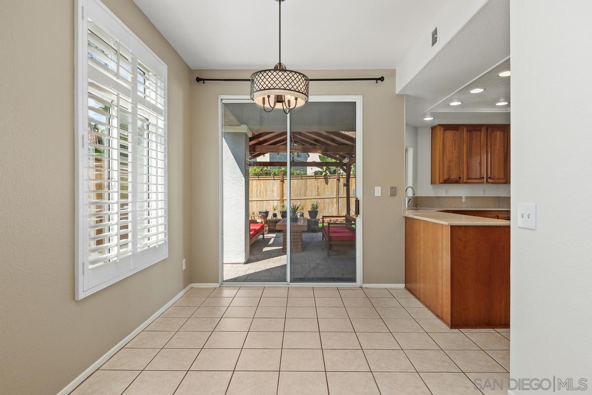 Detail Gallery Image 19 of 53 For 4236  Conquistador, Oceanside,  CA 92056 - 4 Beds | 3 Baths