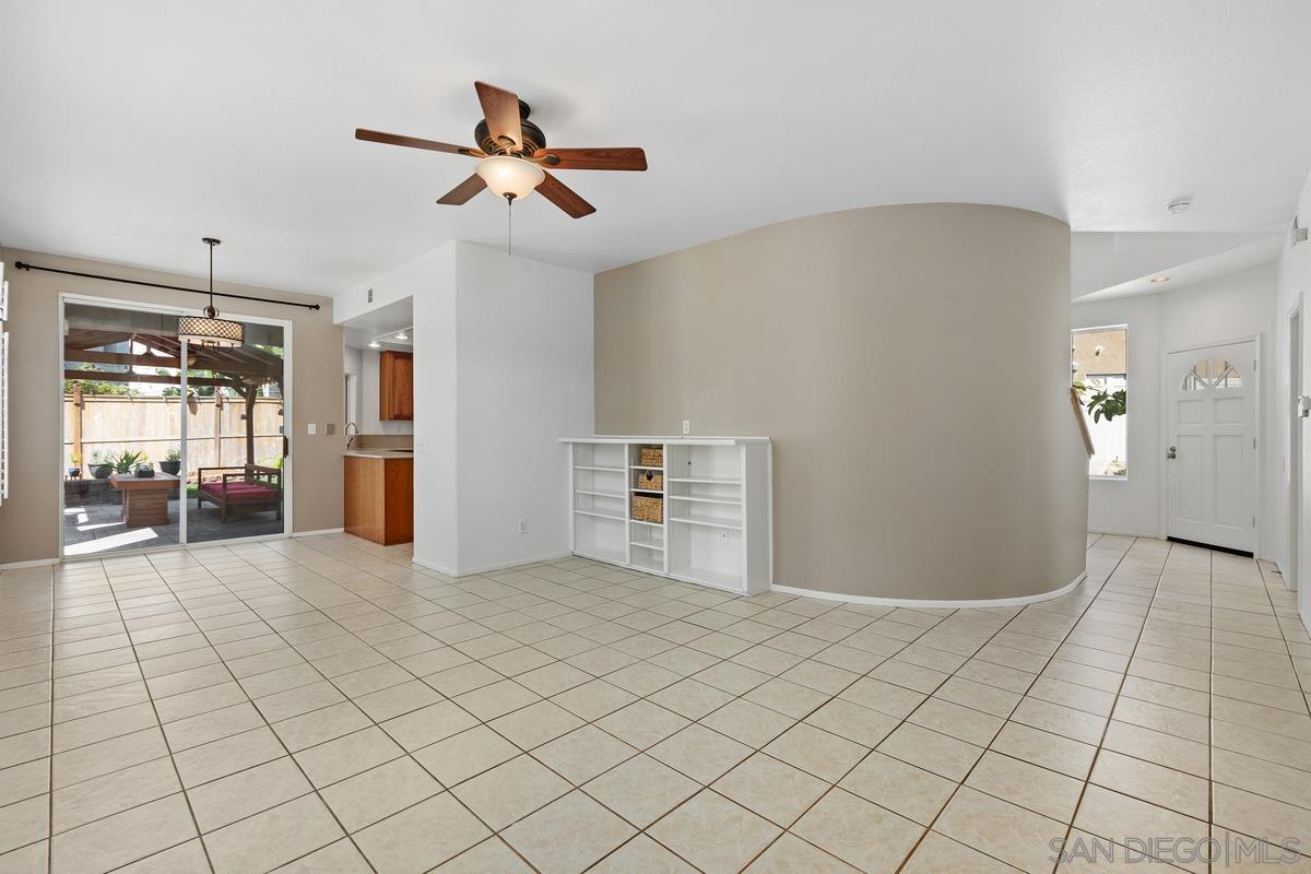 Detail Gallery Image 22 of 53 For 4236  Conquistador, Oceanside,  CA 92056 - 4 Beds | 3 Baths