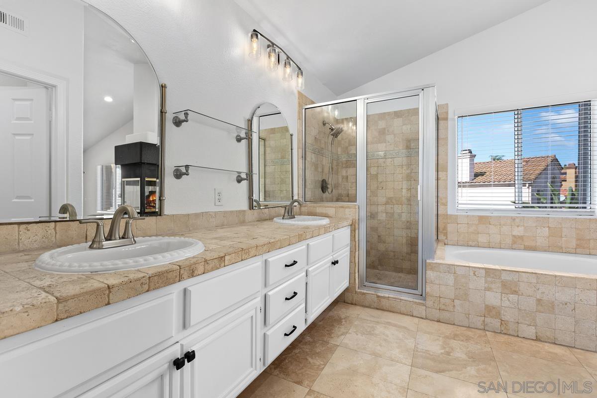 Detail Gallery Image 34 of 53 For 4236  Conquistador, Oceanside,  CA 92056 - 4 Beds | 3 Baths