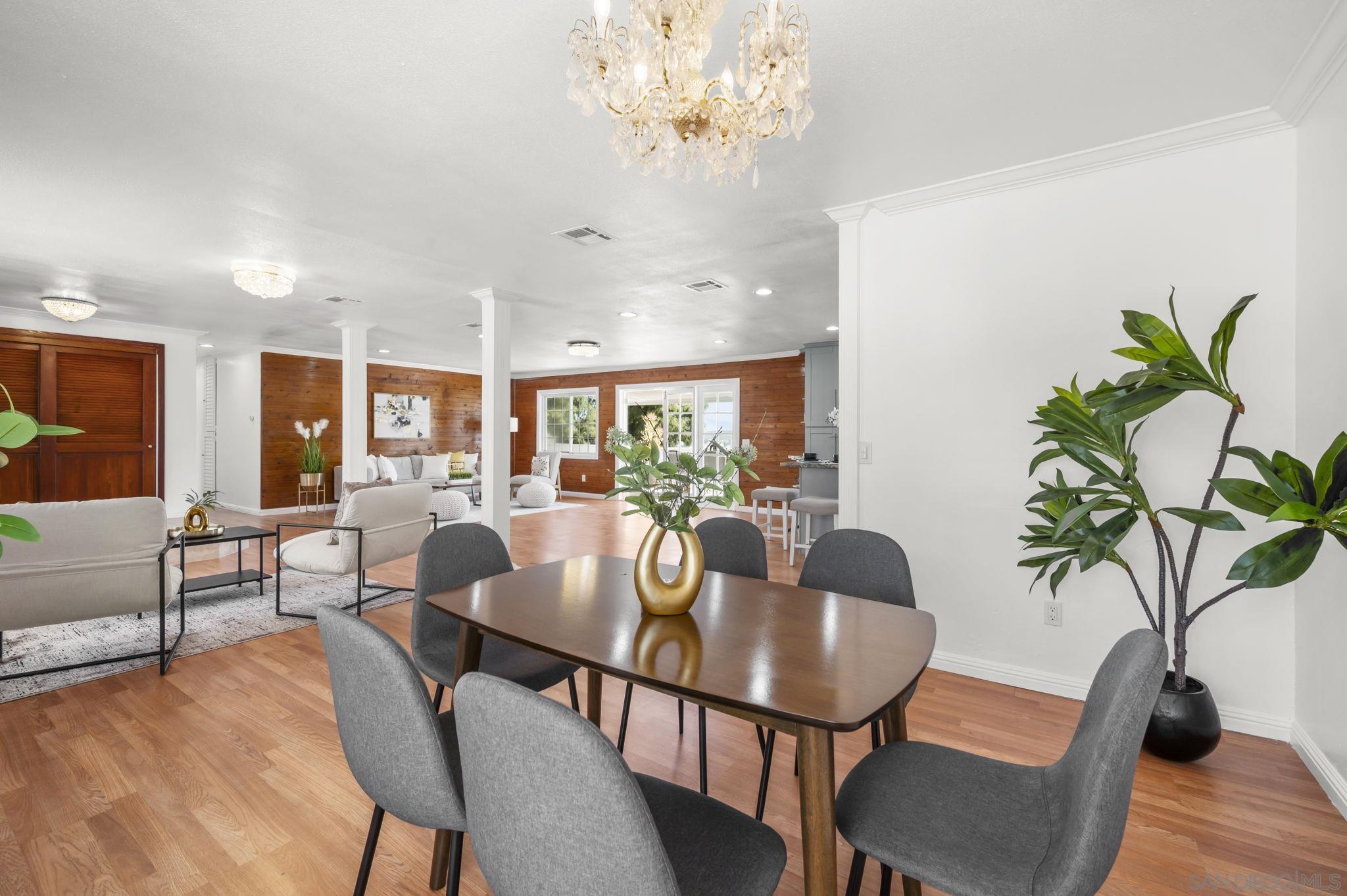 Detail Gallery Image 20 of 64 For 1405  Cuyamaca Ave, Spring Valley,  CA 91977 - 5 Beds | 3 Baths