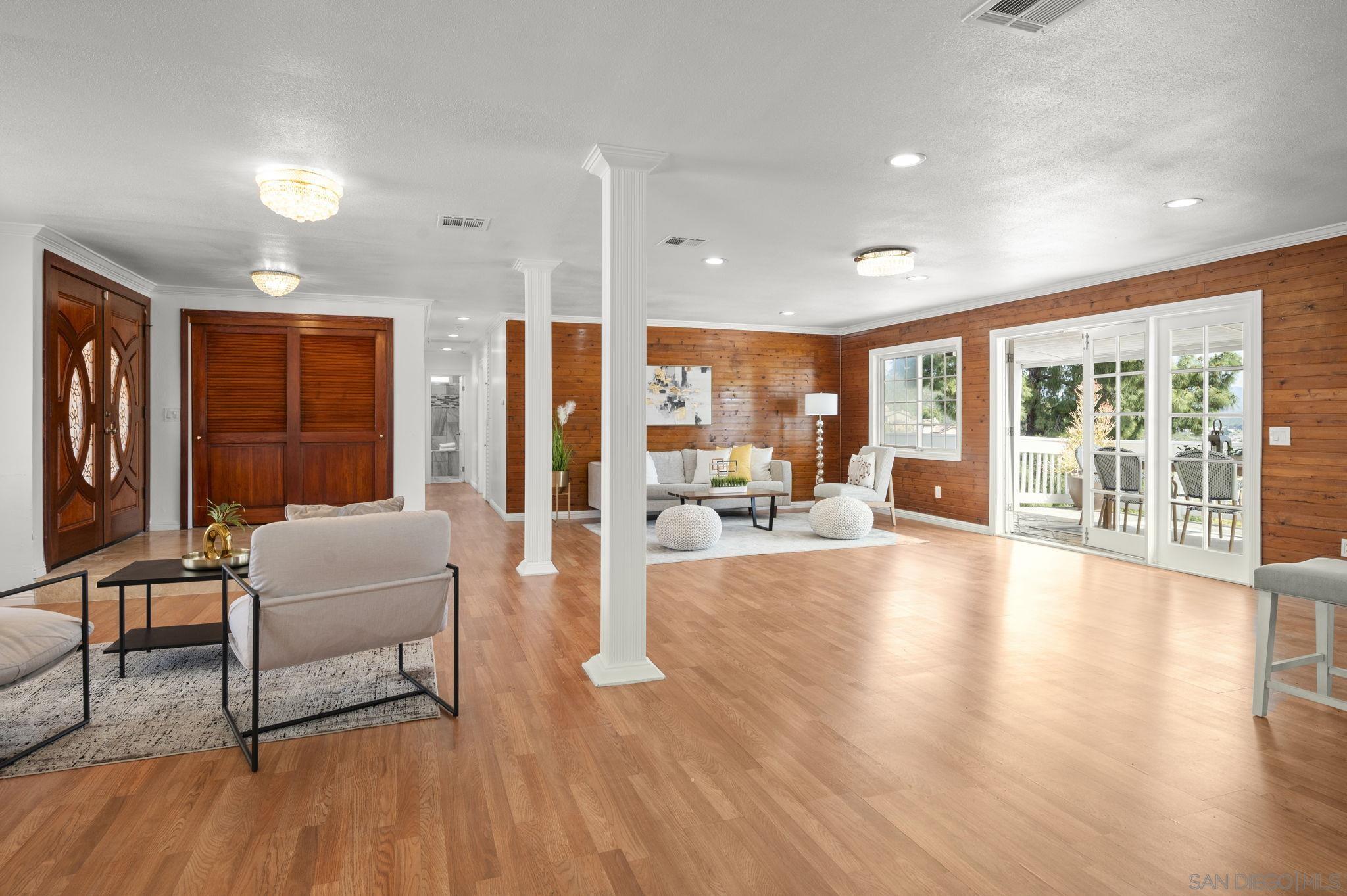 Detail Gallery Image 21 of 64 For 1405  Cuyamaca Ave, Spring Valley,  CA 91977 - 5 Beds | 3 Baths