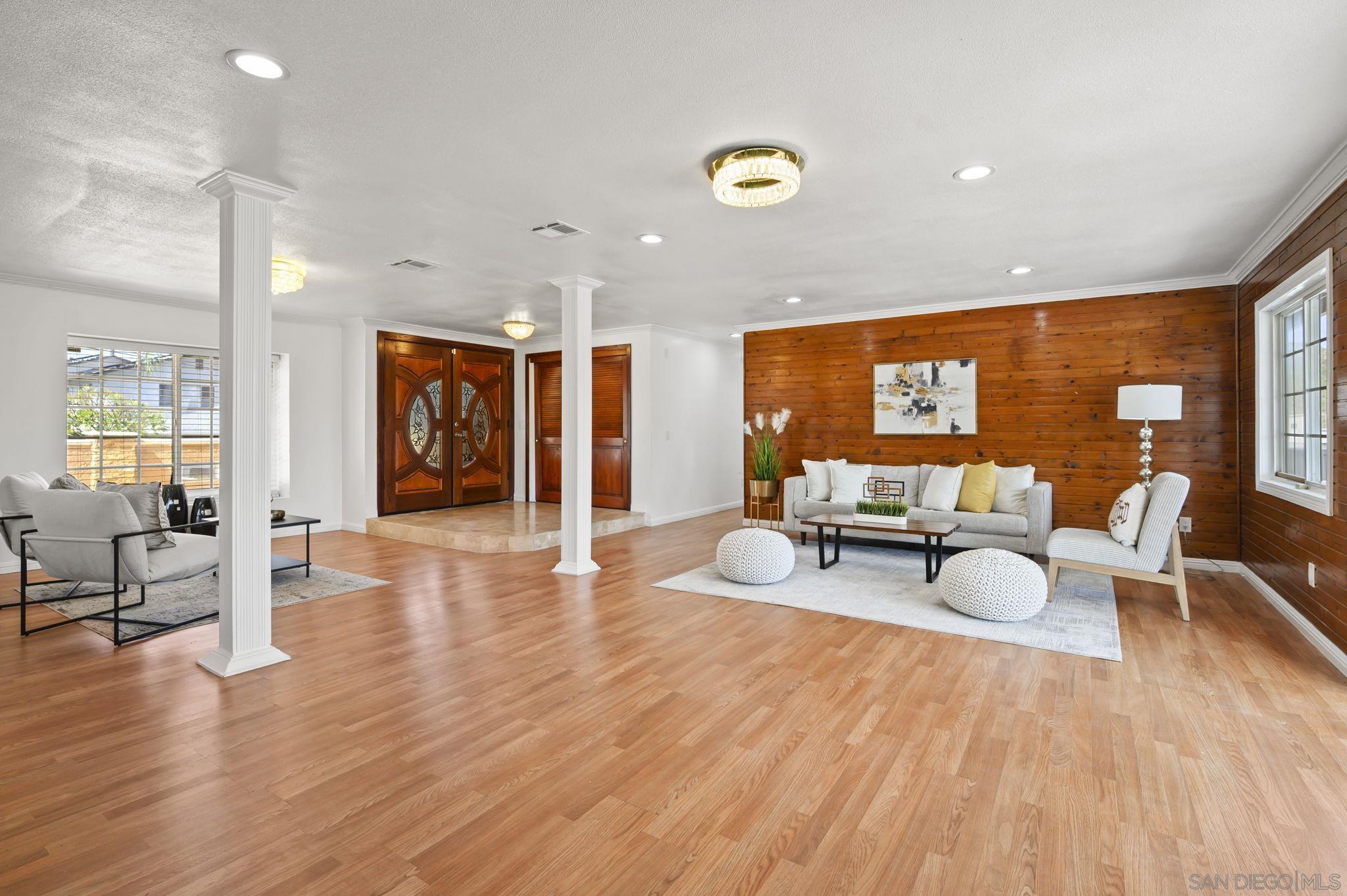 Detail Gallery Image 22 of 64 For 1405  Cuyamaca Ave, Spring Valley,  CA 91977 - 5 Beds | 3 Baths