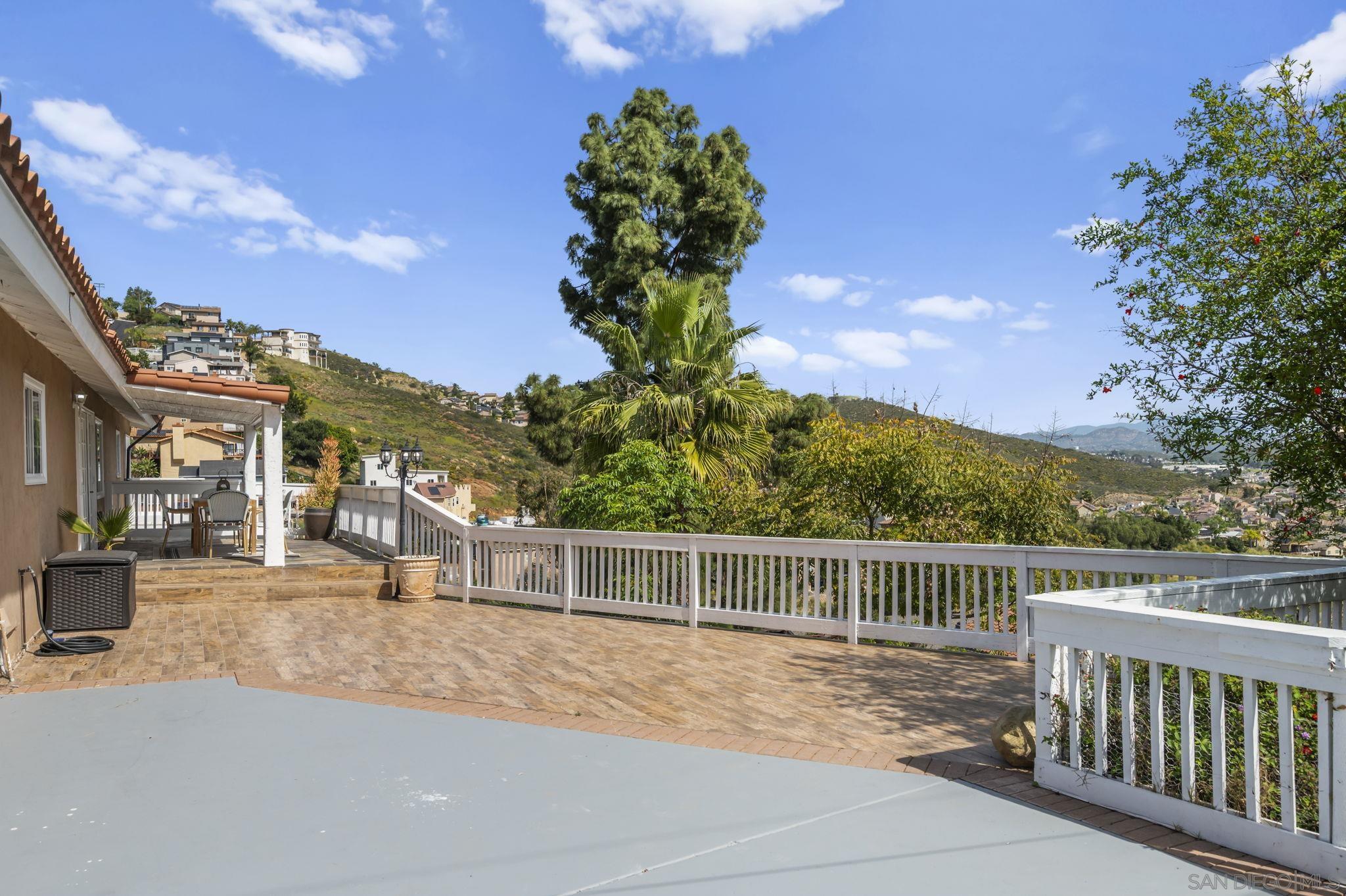 Detail Gallery Image 33 of 64 For 1405  Cuyamaca Ave, Spring Valley,  CA 91977 - 5 Beds | 3 Baths