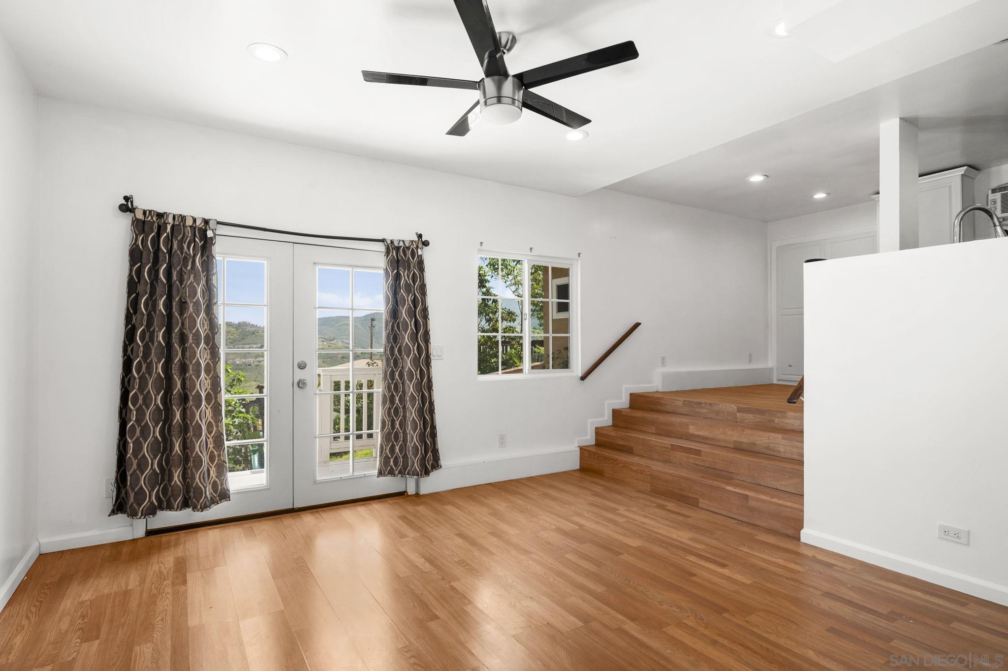 Detail Gallery Image 40 of 64 For 1405  Cuyamaca Ave, Spring Valley,  CA 91977 - 5 Beds | 3 Baths