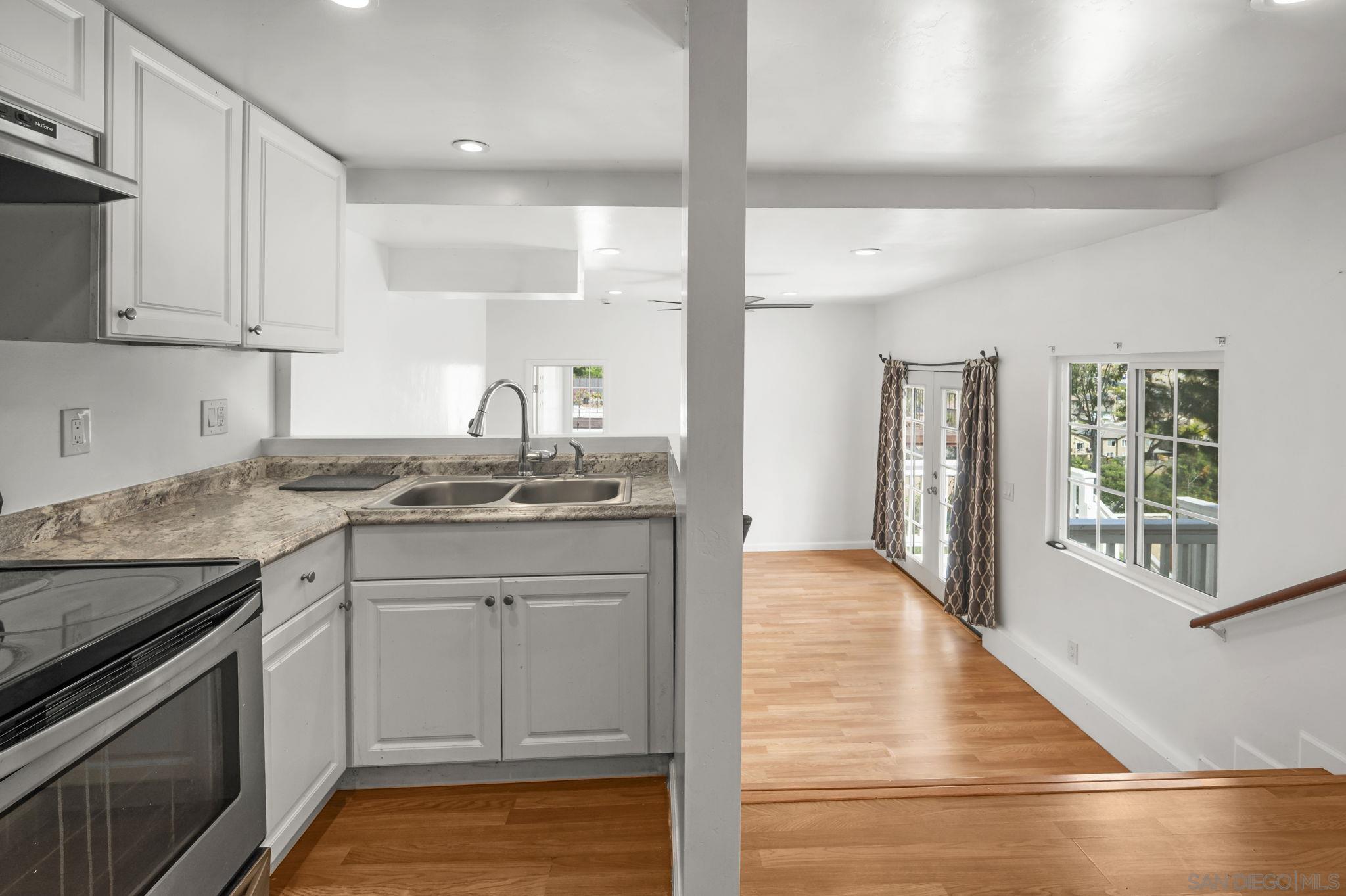 Detail Gallery Image 43 of 64 For 1405  Cuyamaca Ave, Spring Valley,  CA 91977 - 5 Beds | 3 Baths