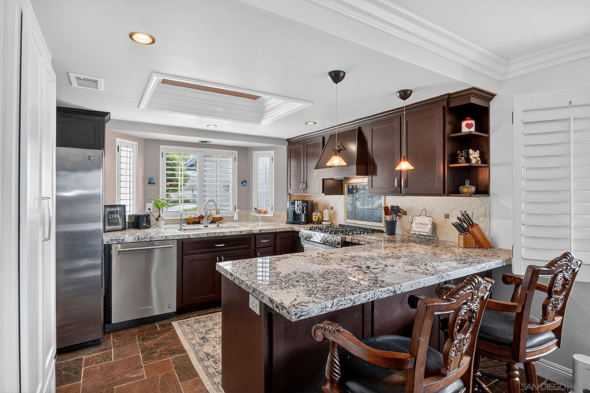 Detail Gallery Image 11 of 35 For 2070  Rue De La Montagne, Oceanside,  CA 92054 - 2 Beds | 2 Baths