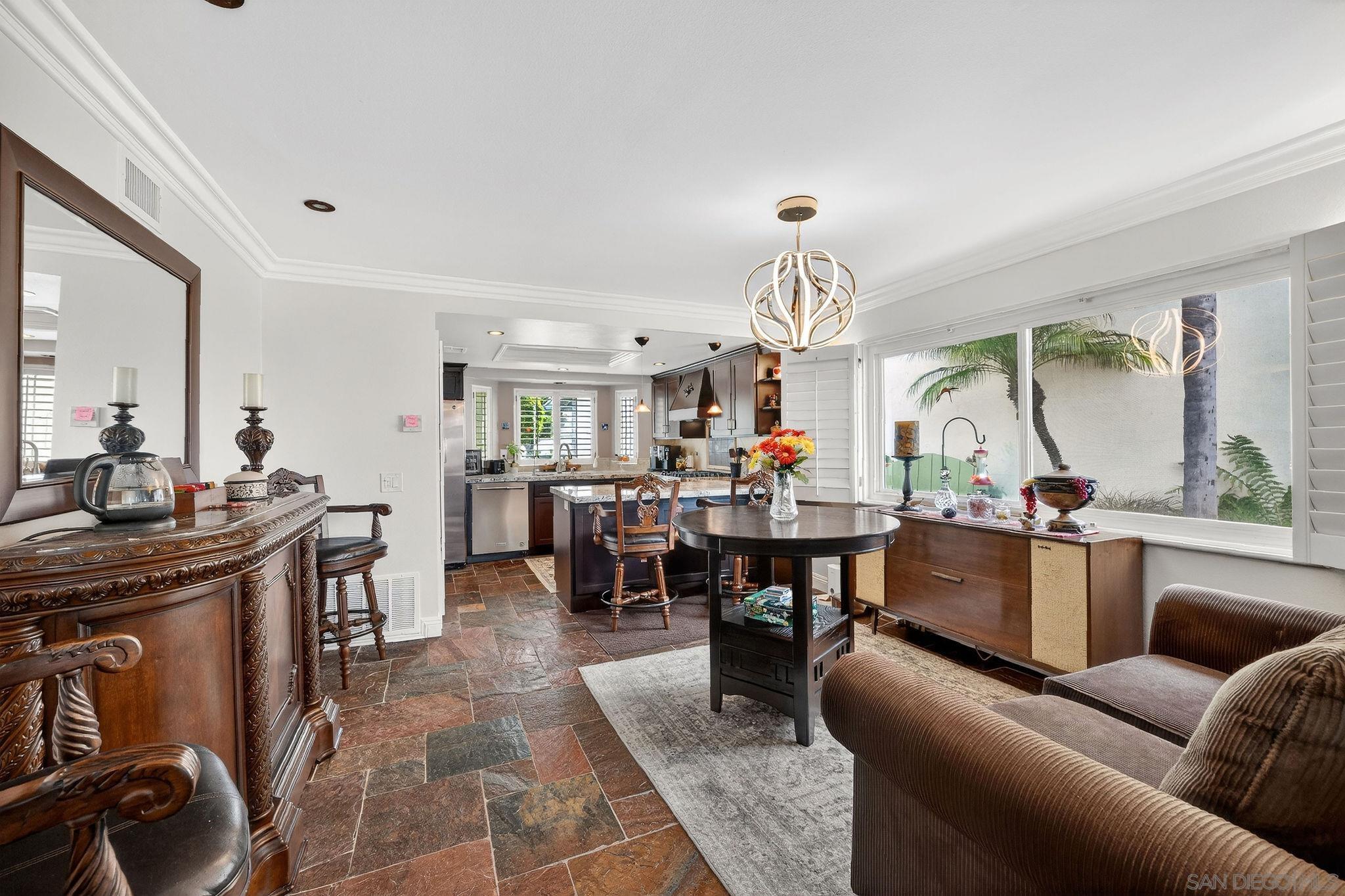 Detail Gallery Image 17 of 35 For 2070  Rue De La Montagne, Oceanside,  CA 92054 - 2 Beds | 2 Baths