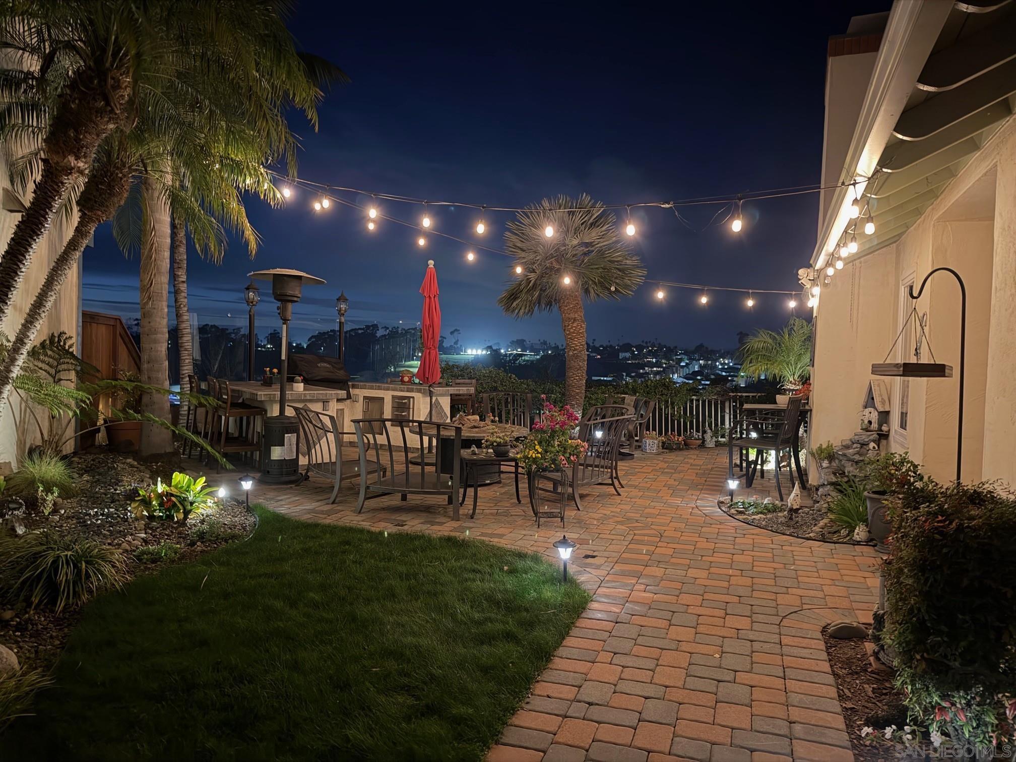 Detail Gallery Image 4 of 35 For 2070  Rue De La Montagne, Oceanside,  CA 92054 - 2 Beds | 2 Baths