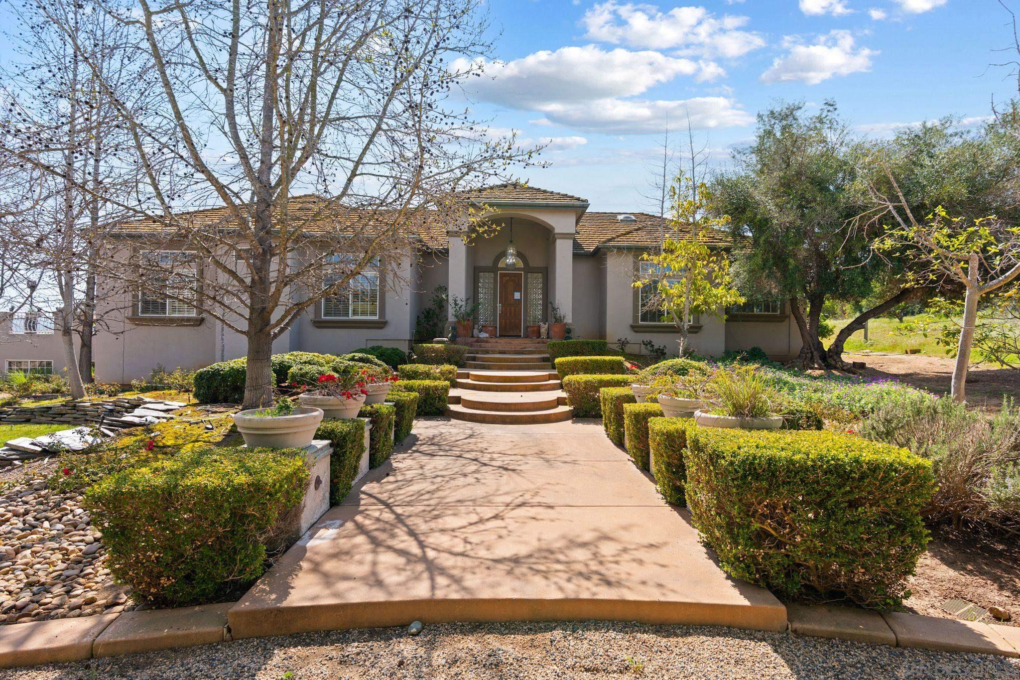 Front Image Thumbnail for SD260005620