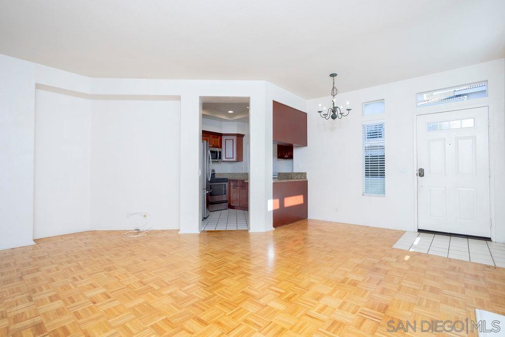 Detail Gallery Image 5 of 27 For 7224  Shoreline Dr  171, San Diego,  CA 92122 - 2 Beds | 2 Baths