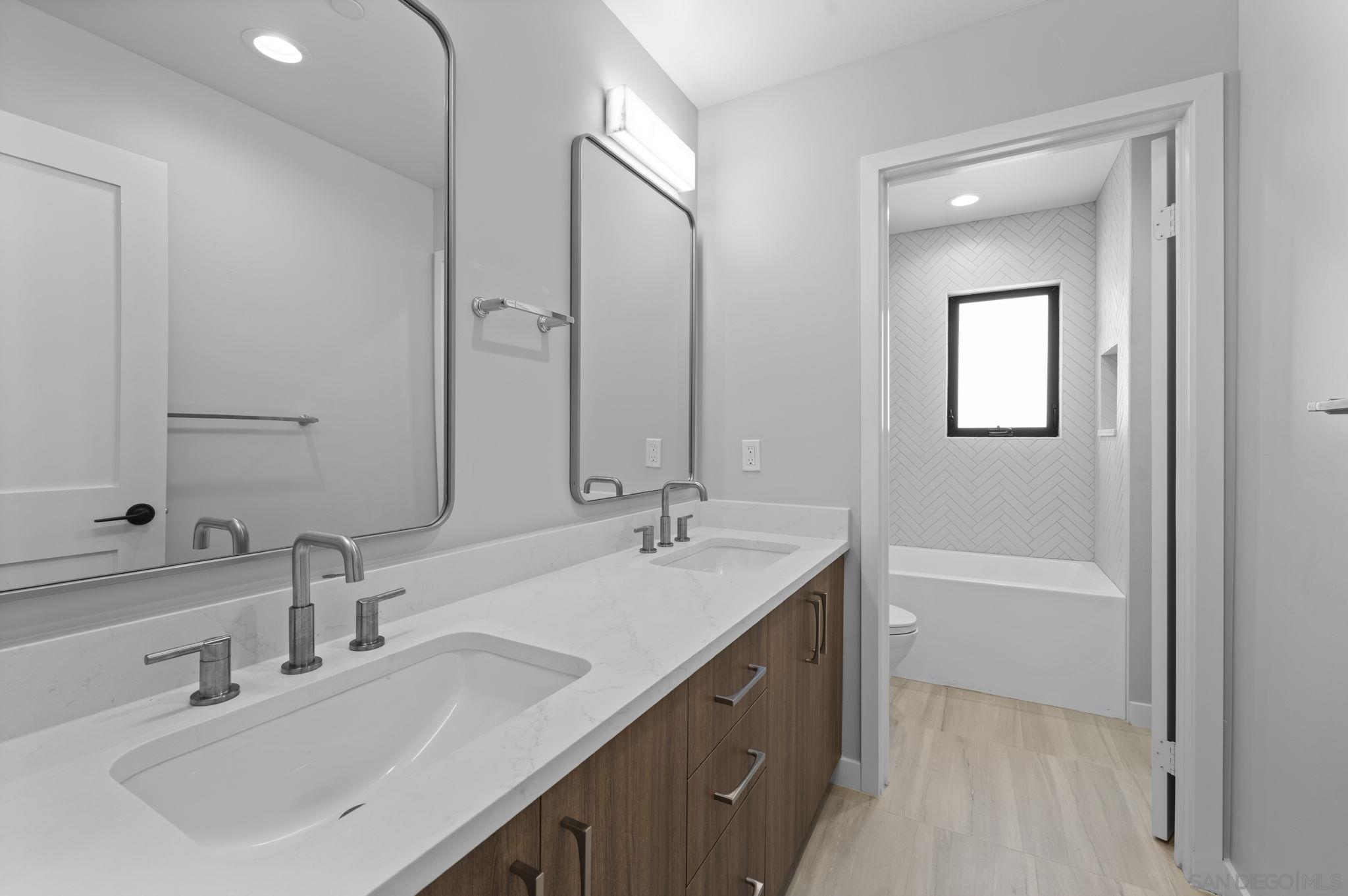 Detail Gallery Image 22 of 44 For 801-809  Seacoast, Imperial Beach,  CA 91932 - 4 Beds | 4 Baths