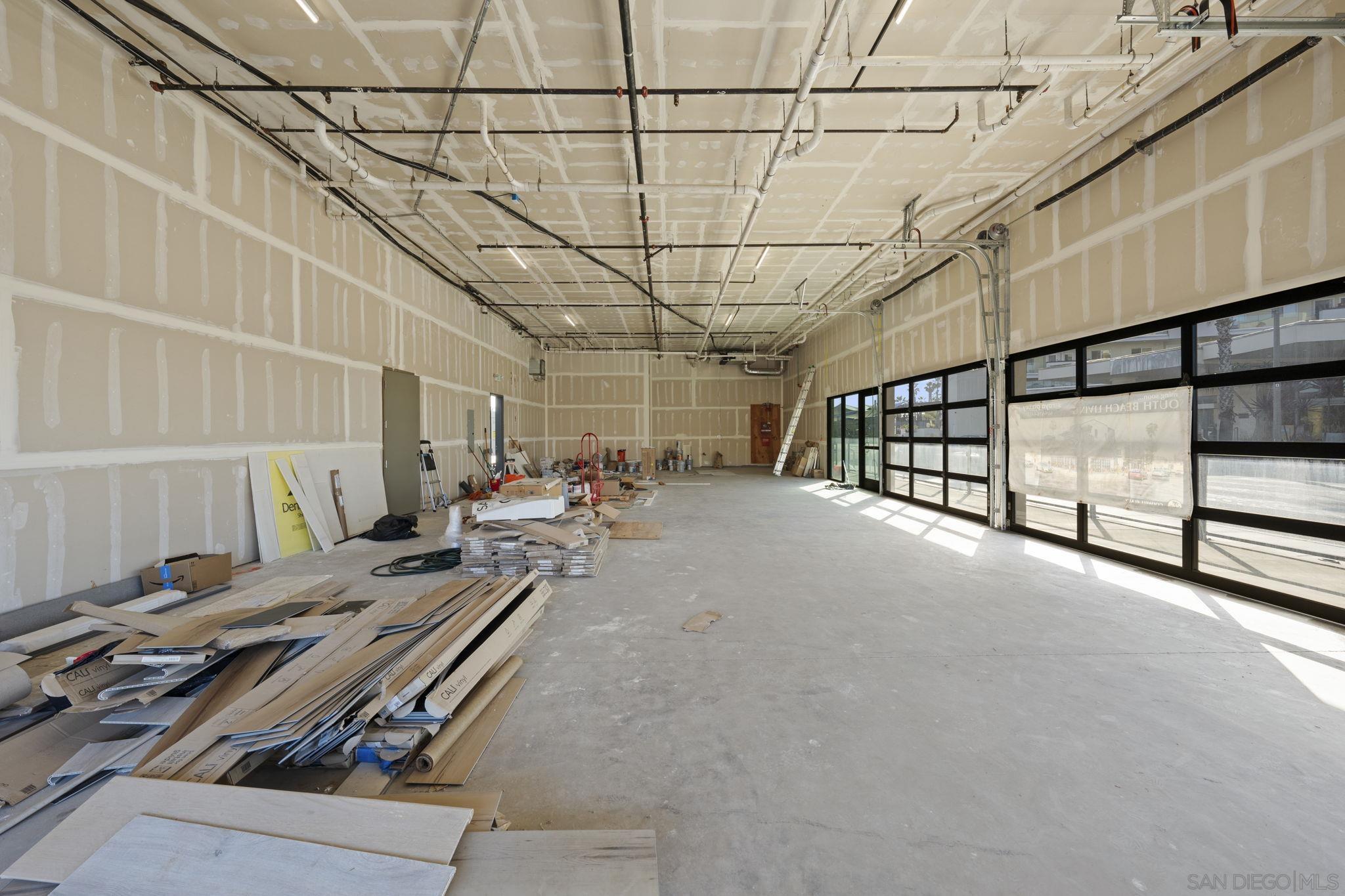 Detail Gallery Image 30 of 44 For 801-809  Seacoast, Imperial Beach,  CA 91932 - 4 Beds | 4 Baths