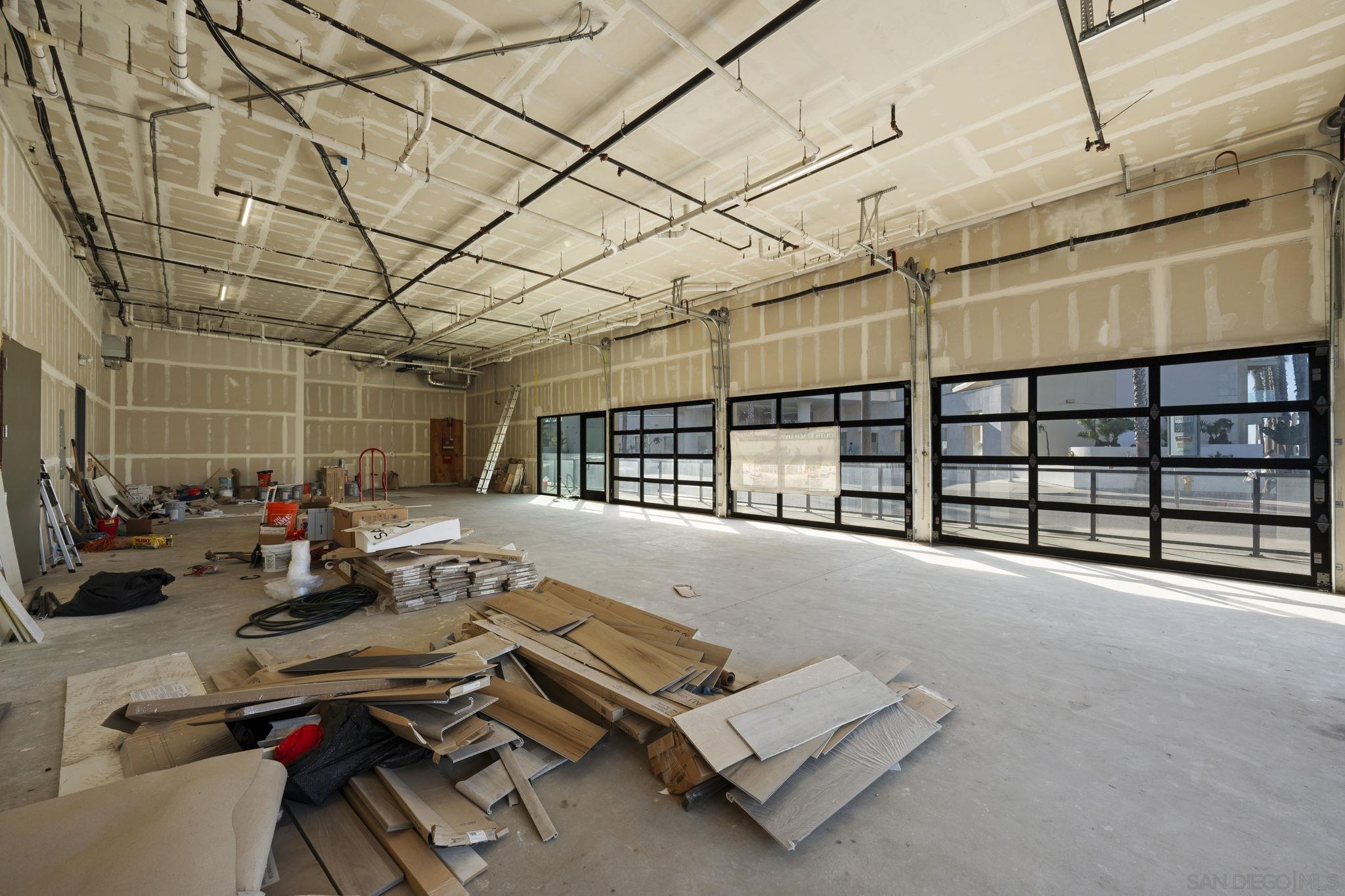 Detail Gallery Image 34 of 44 For 801-809  Seacoast, Imperial Beach,  CA 91932 - 4 Beds | 4 Baths