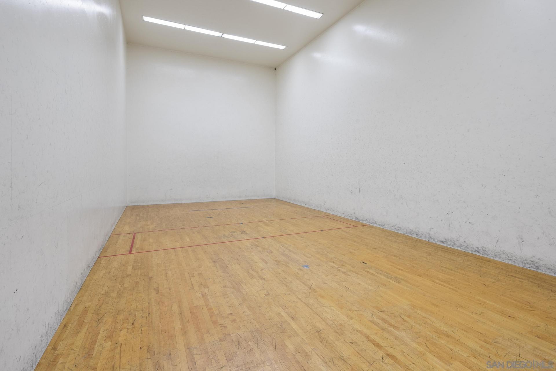 Detail Gallery Image 23 of 35 For 10300  Caminito Cuervo  #52,  San Diego,  CA 92108 - 1 Beds | 1/1 Baths