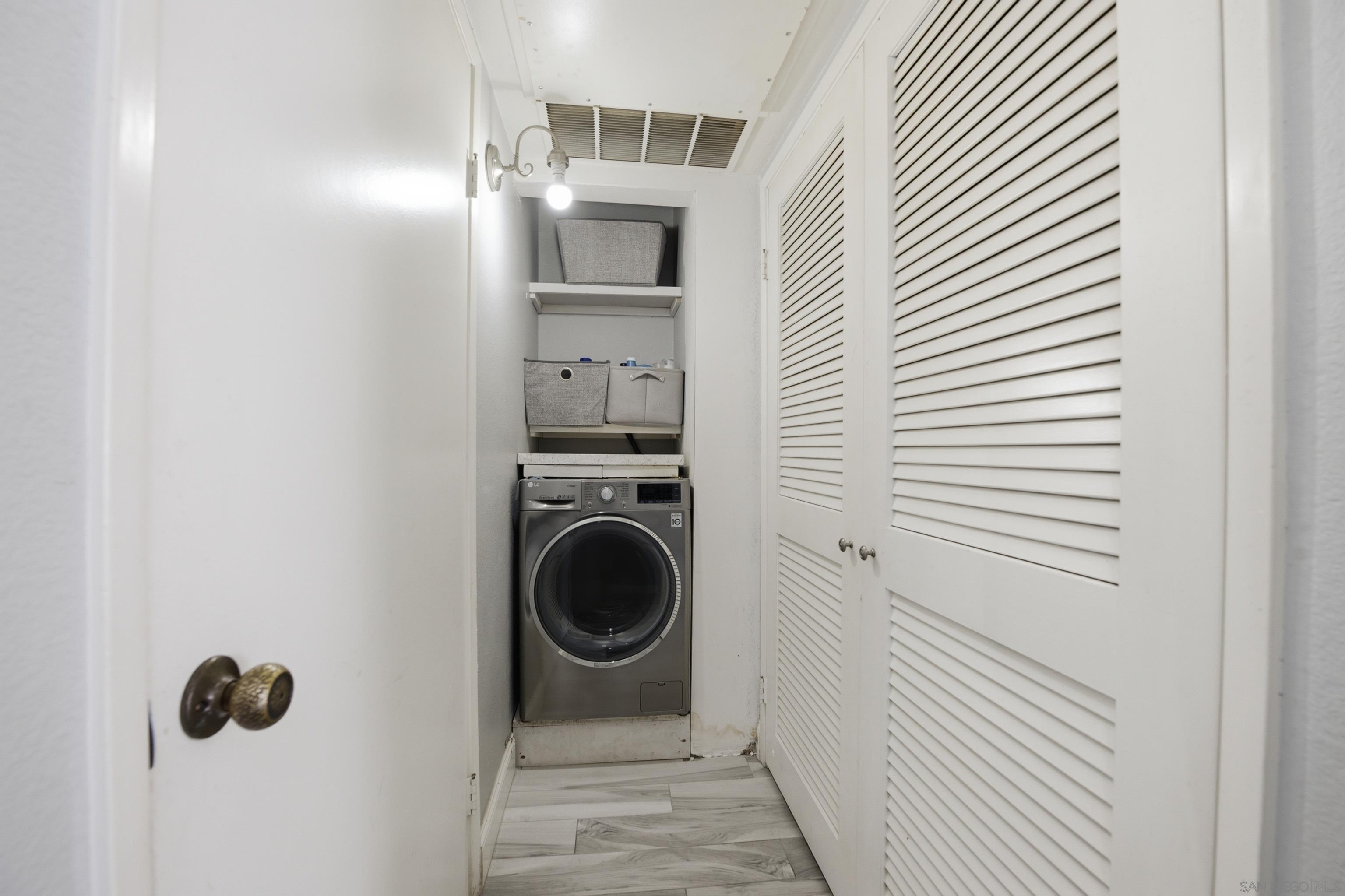 Detail Gallery Image 8 of 35 For 10300  Caminito Cuervo  #52,  San Diego,  CA 92108 - 1 Beds | 1/1 Baths