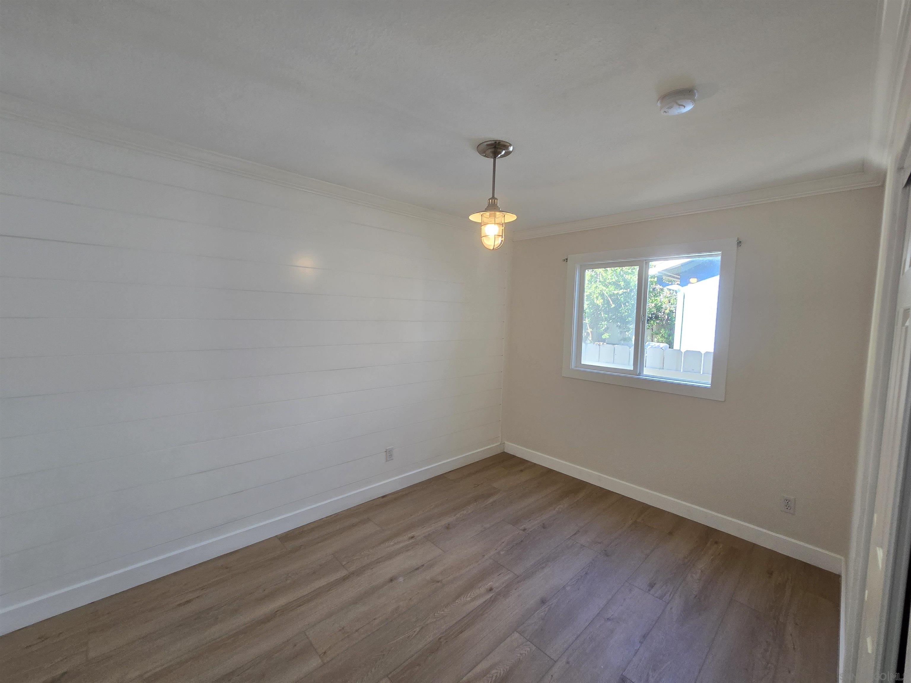 Detail Gallery Image 9 of 13 For 11378  Ajanta Ct., San Diego,  CA 92129 - 4 Beds | 2 Baths