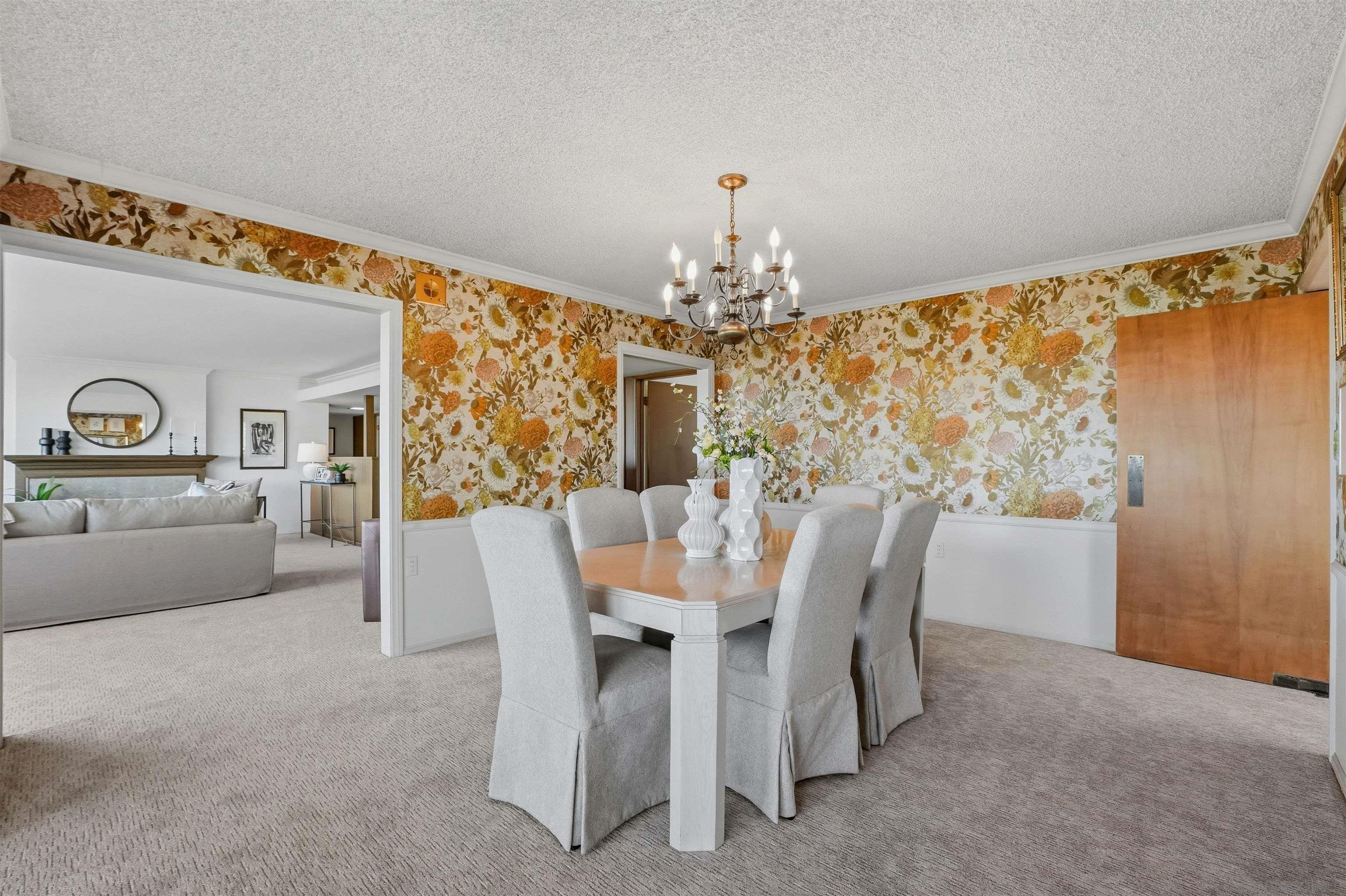 Detail Gallery Image 7 of 41 For 2255  Evergreen St, San Diego,  CA 92106 - 3 Beds | 3 Baths