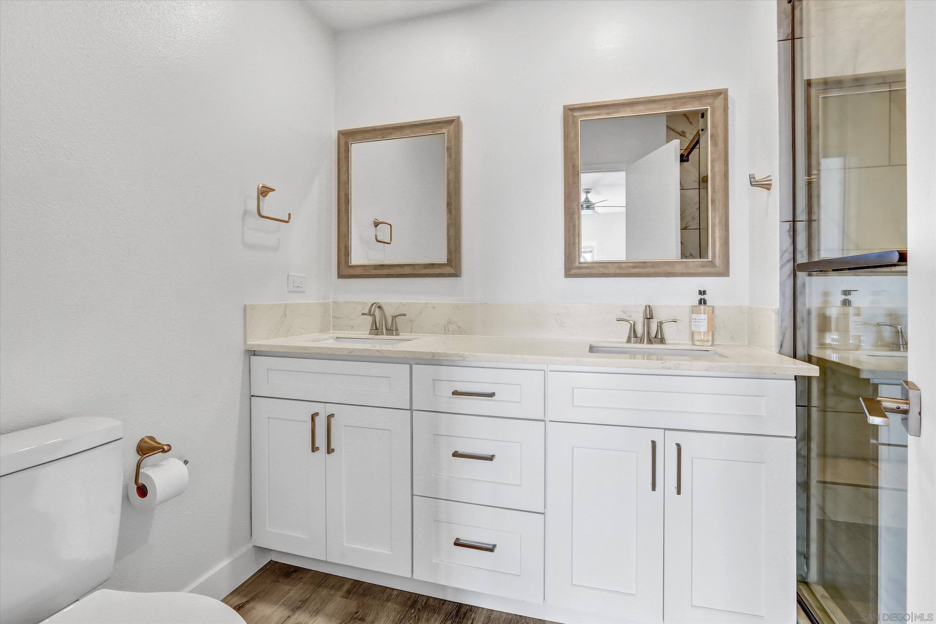 Detail Gallery Image 23 of 31 For 6933  Camino Degrazia, San Diego,  CA 92111 - 3 Beds | 3 Baths