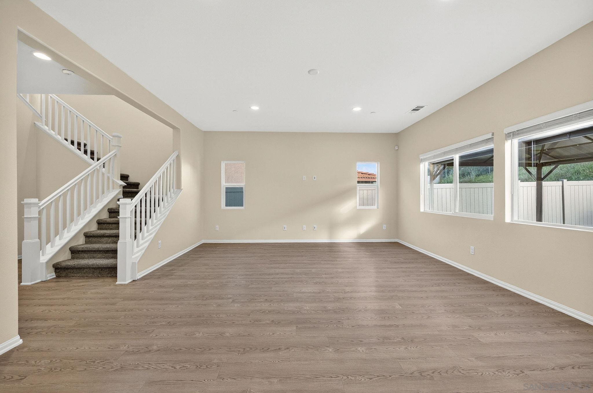 Detail Gallery Image 5 of 31 For 35875  Esperia Way, Fallbrook,  CA 92028 - 4 Beds | 3 Baths