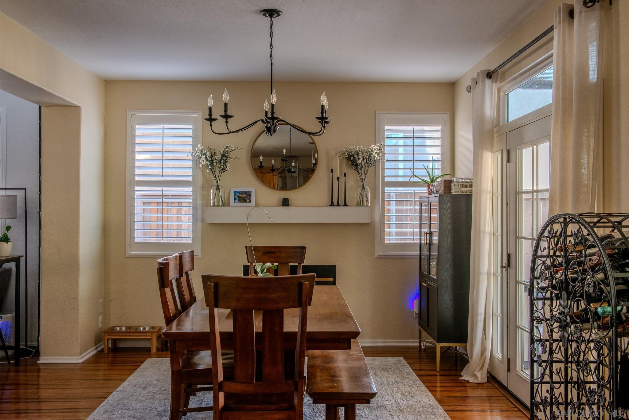 Detail Gallery Image 14 of 45 For 1129  Quinto Creek Pl, Chula Vista,  CA 91913 - 4 Beds | 3/1 Baths