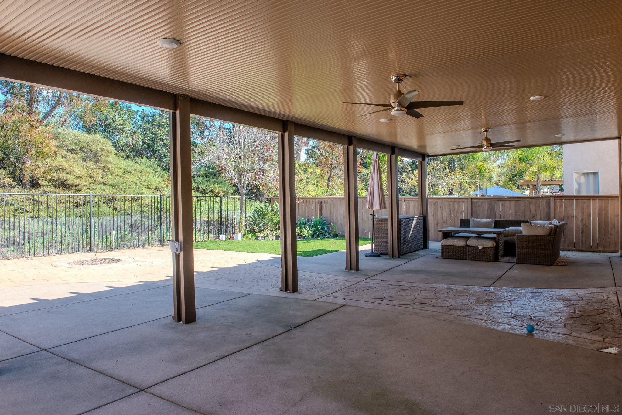 Detail Gallery Image 35 of 45 For 1129  Quinto Creek Pl, Chula Vista,  CA 91913 - 4 Beds | 3/1 Baths