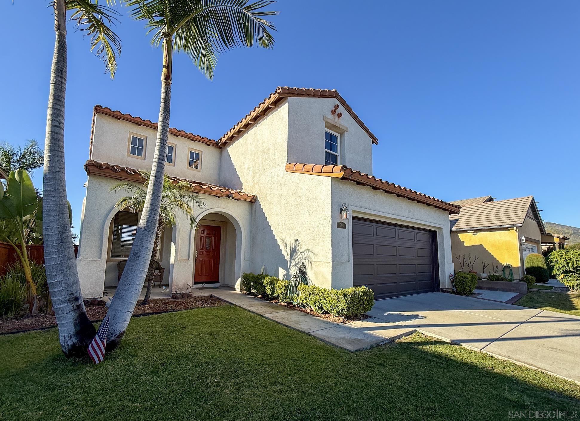 Detail Gallery Image 2 of 25 For 700  Rocking Horse Dr, Chula Vista,  CA 91914 - 3 Beds | 2/1 Baths