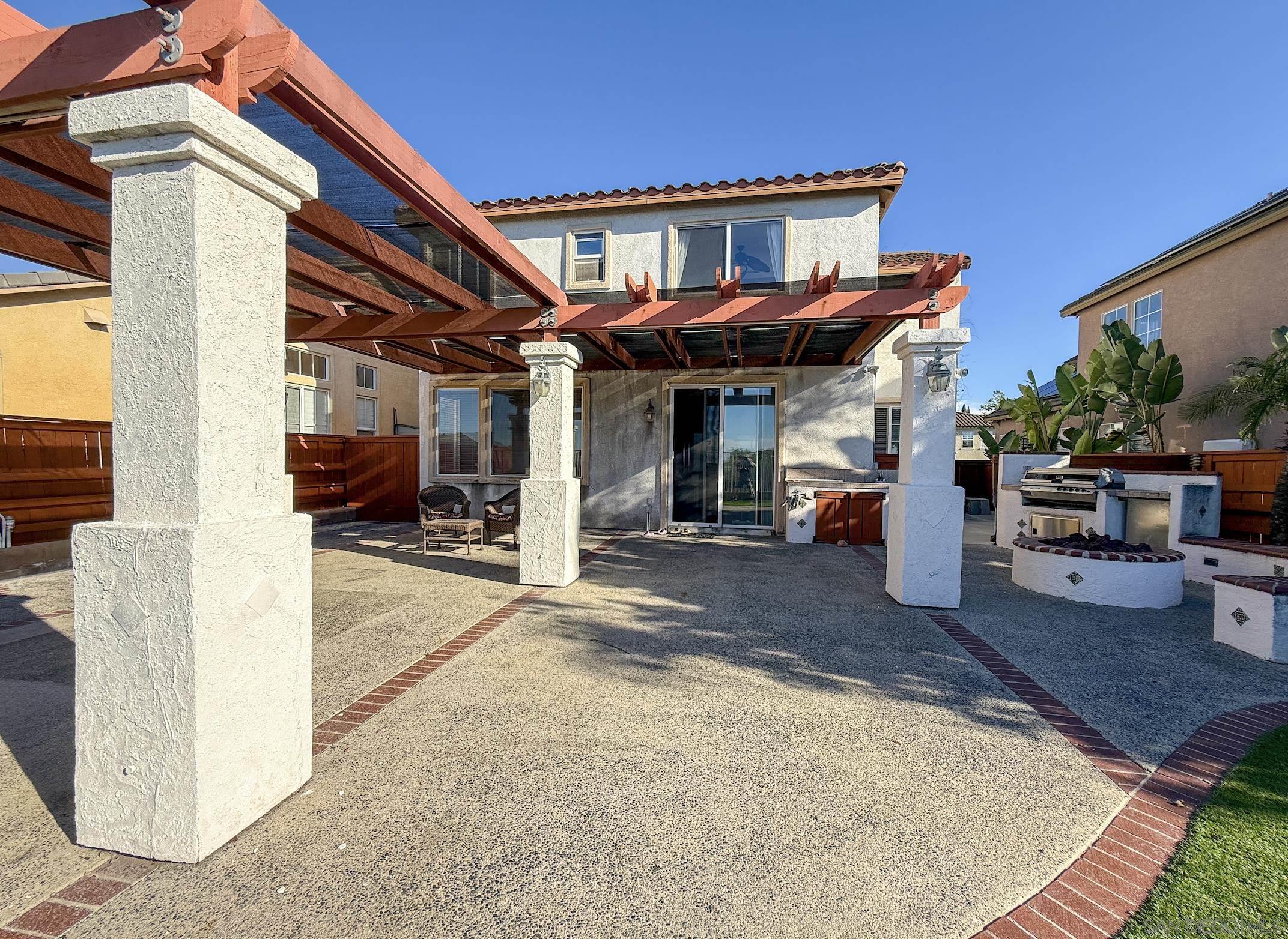 Detail Gallery Image 5 of 25 For 700  Rocking Horse Dr, Chula Vista,  CA 91914 - 3 Beds | 2/1 Baths