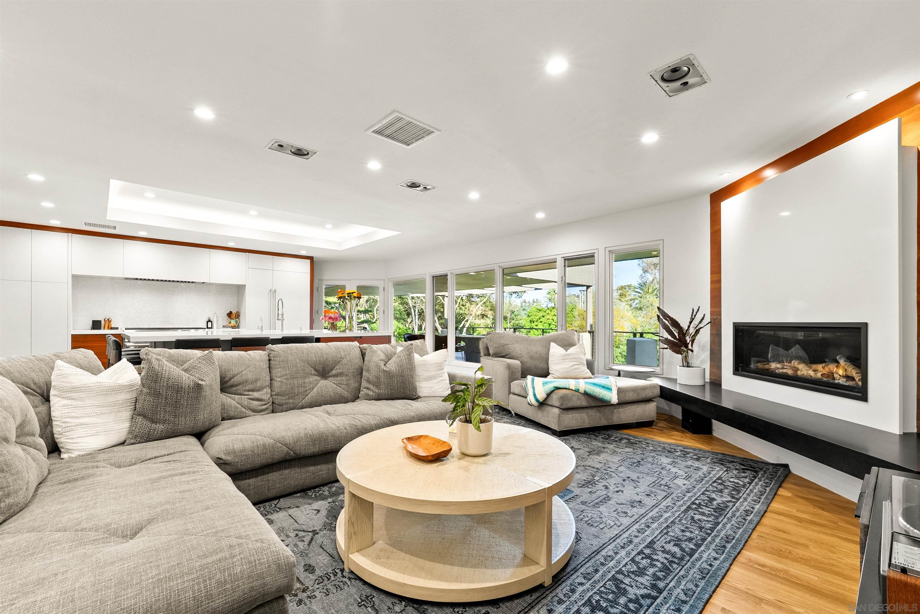 Detail Gallery Image 18 of 69 For 5491  Calzada Del Bosque, Rancho Santa Fe,  CA 92067 - 4 Beds | 3/1 Baths