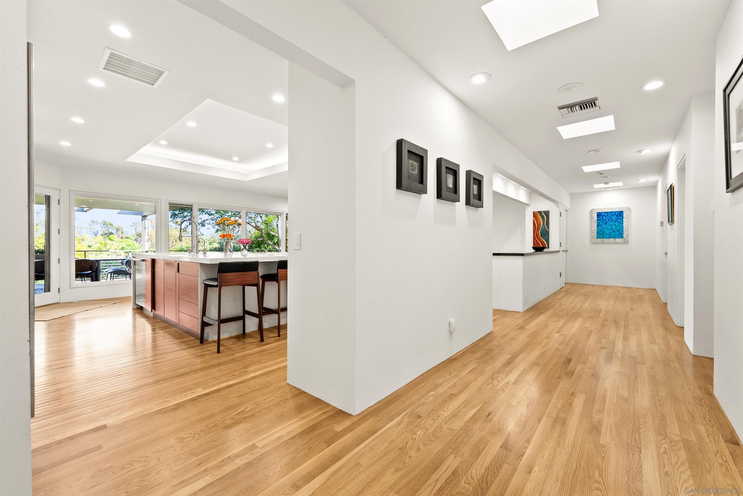 Detail Gallery Image 20 of 69 For 5491  Calzada Del Bosque, Rancho Santa Fe,  CA 92067 - 4 Beds | 3/1 Baths