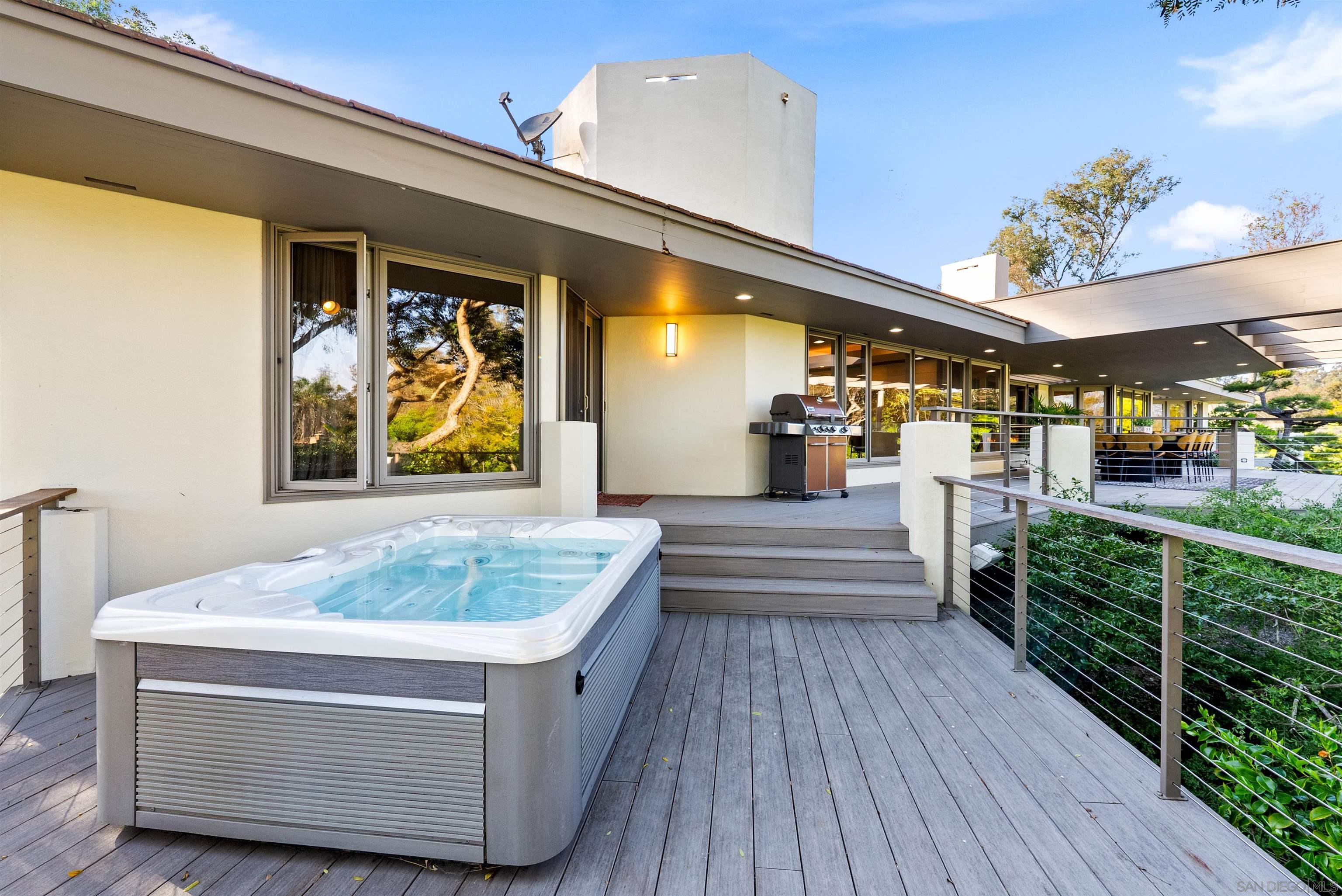 Detail Gallery Image 25 of 69 For 5491  Calzada Del Bosque, Rancho Santa Fe,  CA 92067 - 4 Beds | 3/1 Baths