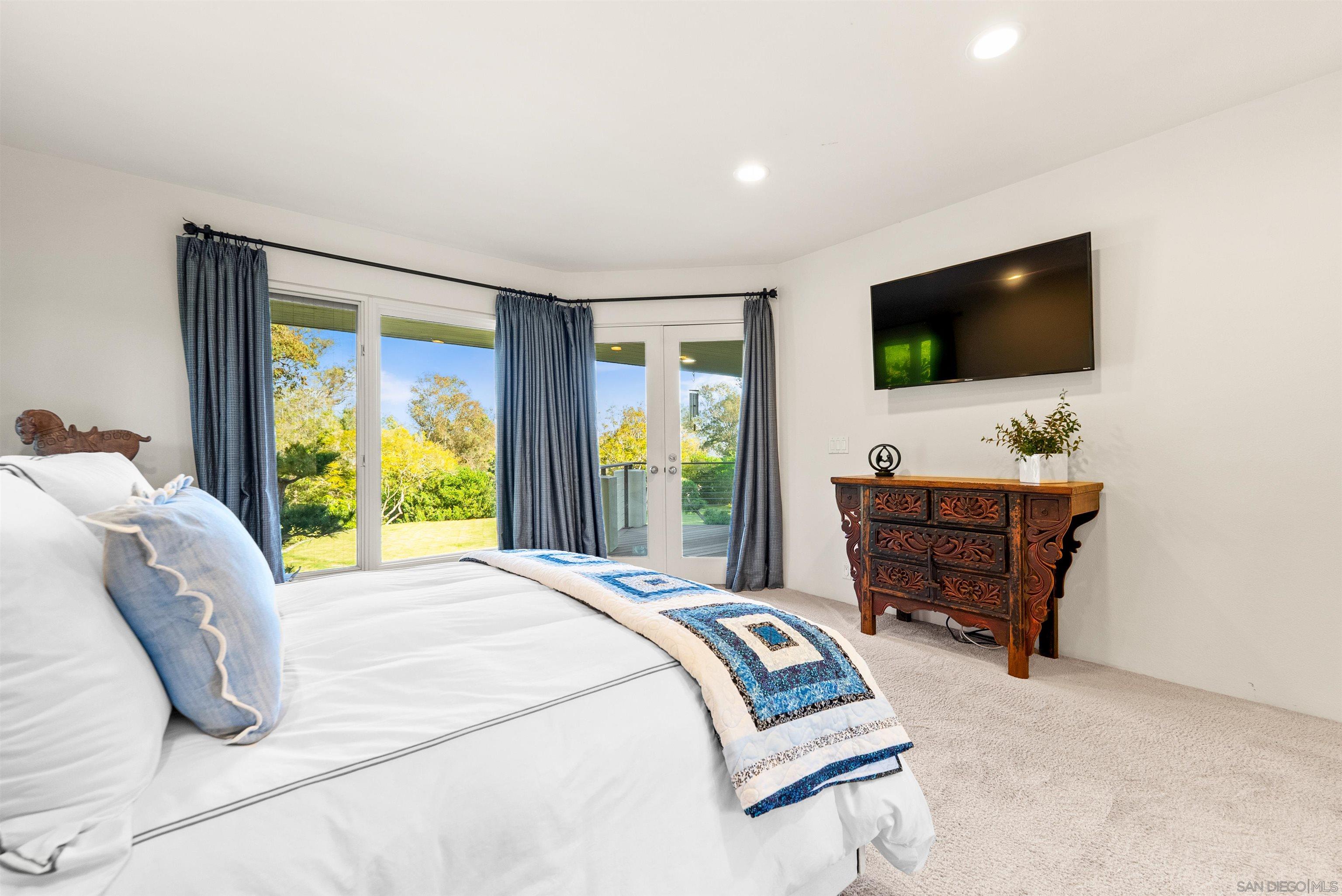 Detail Gallery Image 30 of 69 For 5491  Calzada Del Bosque, Rancho Santa Fe,  CA 92067 - 4 Beds | 3/1 Baths