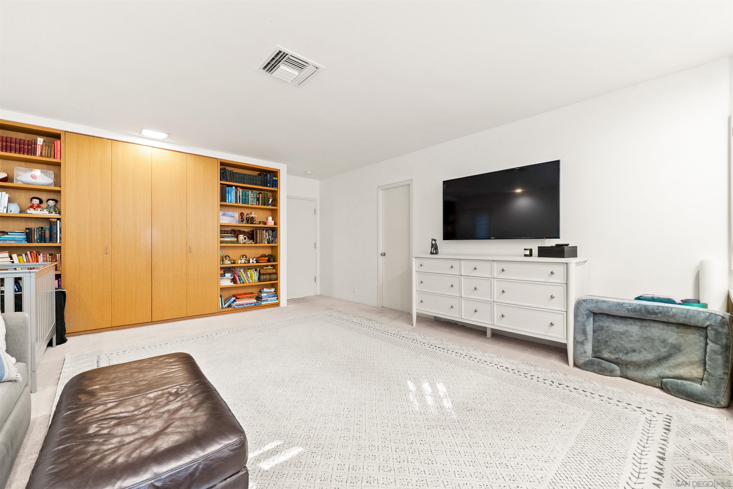 Detail Gallery Image 33 of 69 For 5491  Calzada Del Bosque, Rancho Santa Fe,  CA 92067 - 4 Beds | 3/1 Baths