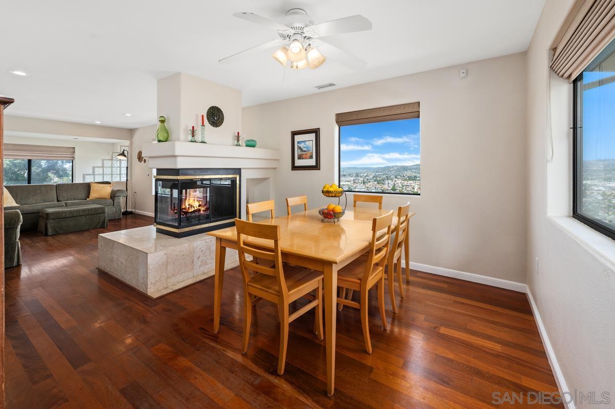 Detail Gallery Image 18 of 57 For 1216  Merritt Dr, El Cajon,  CA 92020 - 3 Beds | 3 Baths