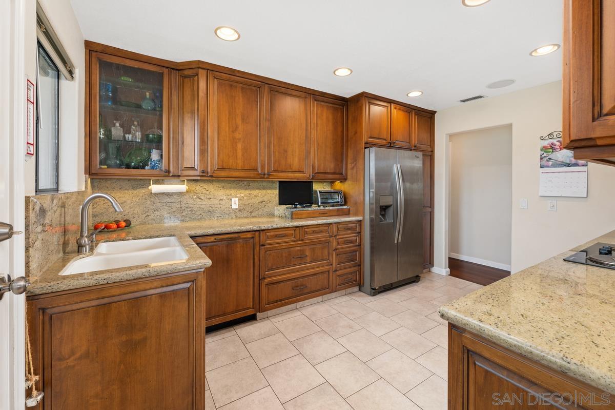 Detail Gallery Image 23 of 57 For 1216  Merritt Dr, El Cajon,  CA 92020 - 3 Beds | 3 Baths